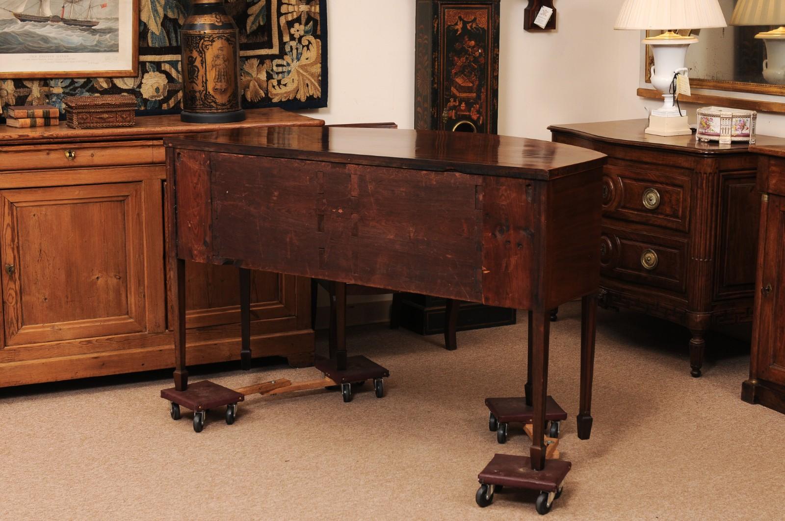 English 19th Century Demilune Mahogany Sideboard For Sale 4