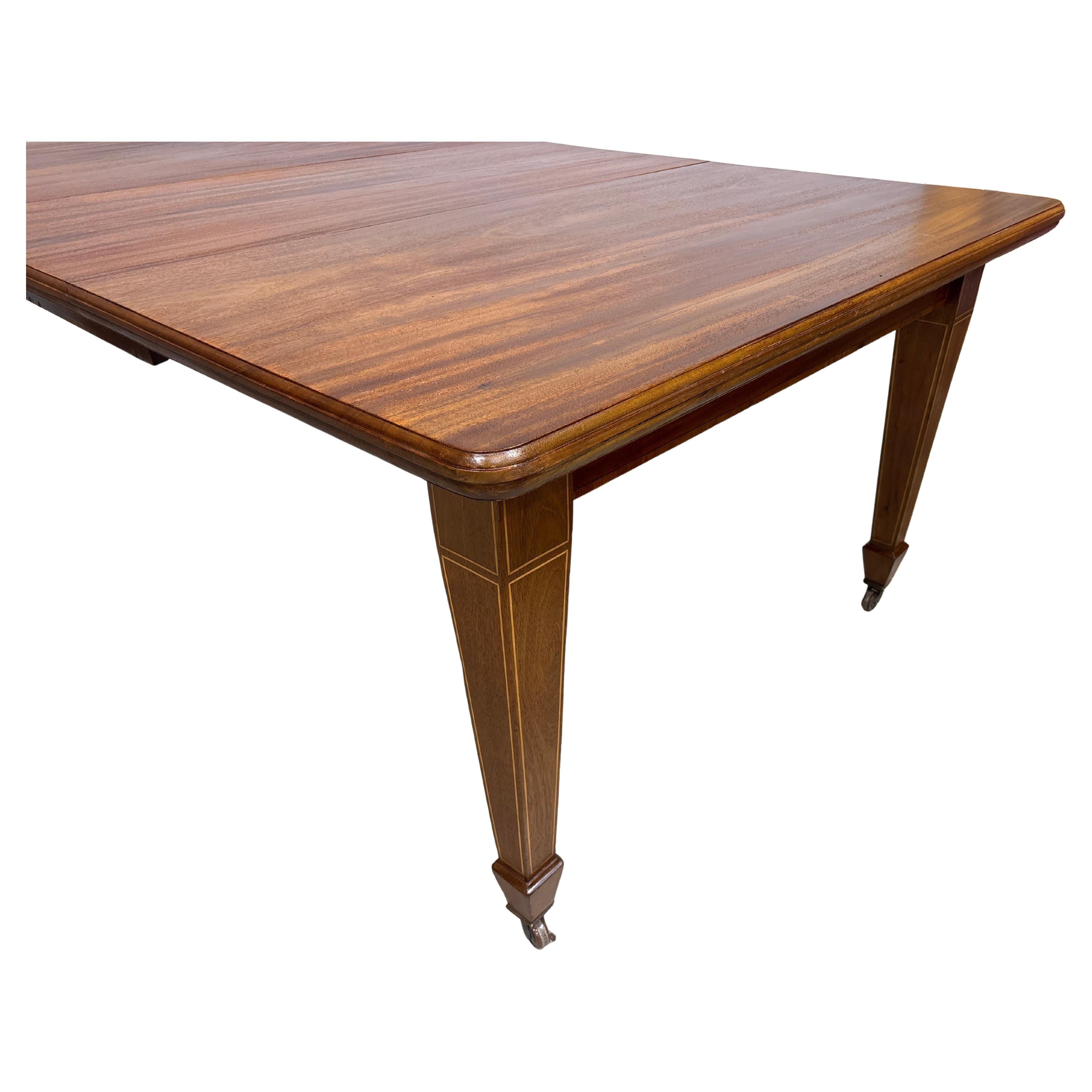 Mesa de comedor inglesa del siglo XIX Inglés en venta