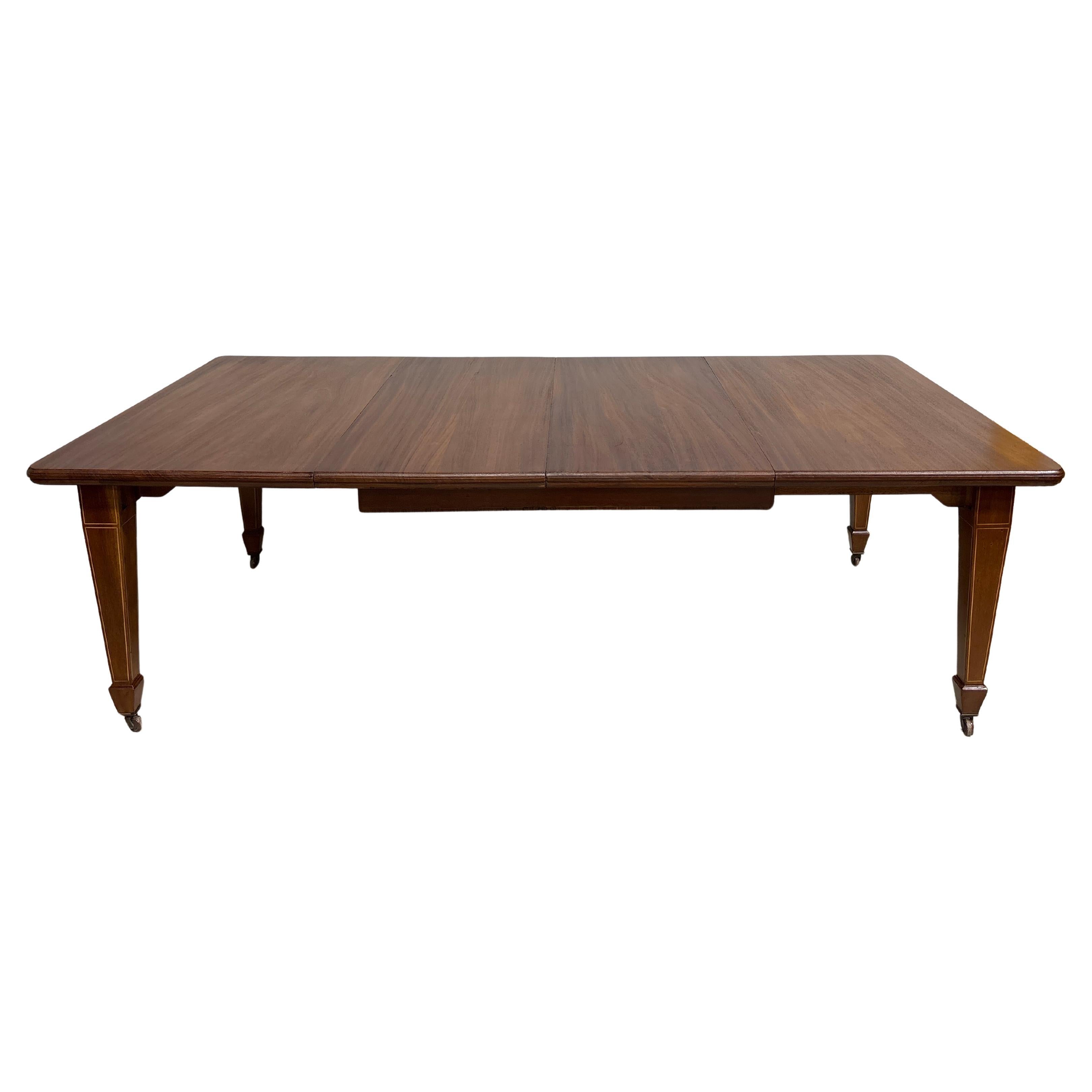 Mesa de comedor inglesa del siglo XIX en venta 3