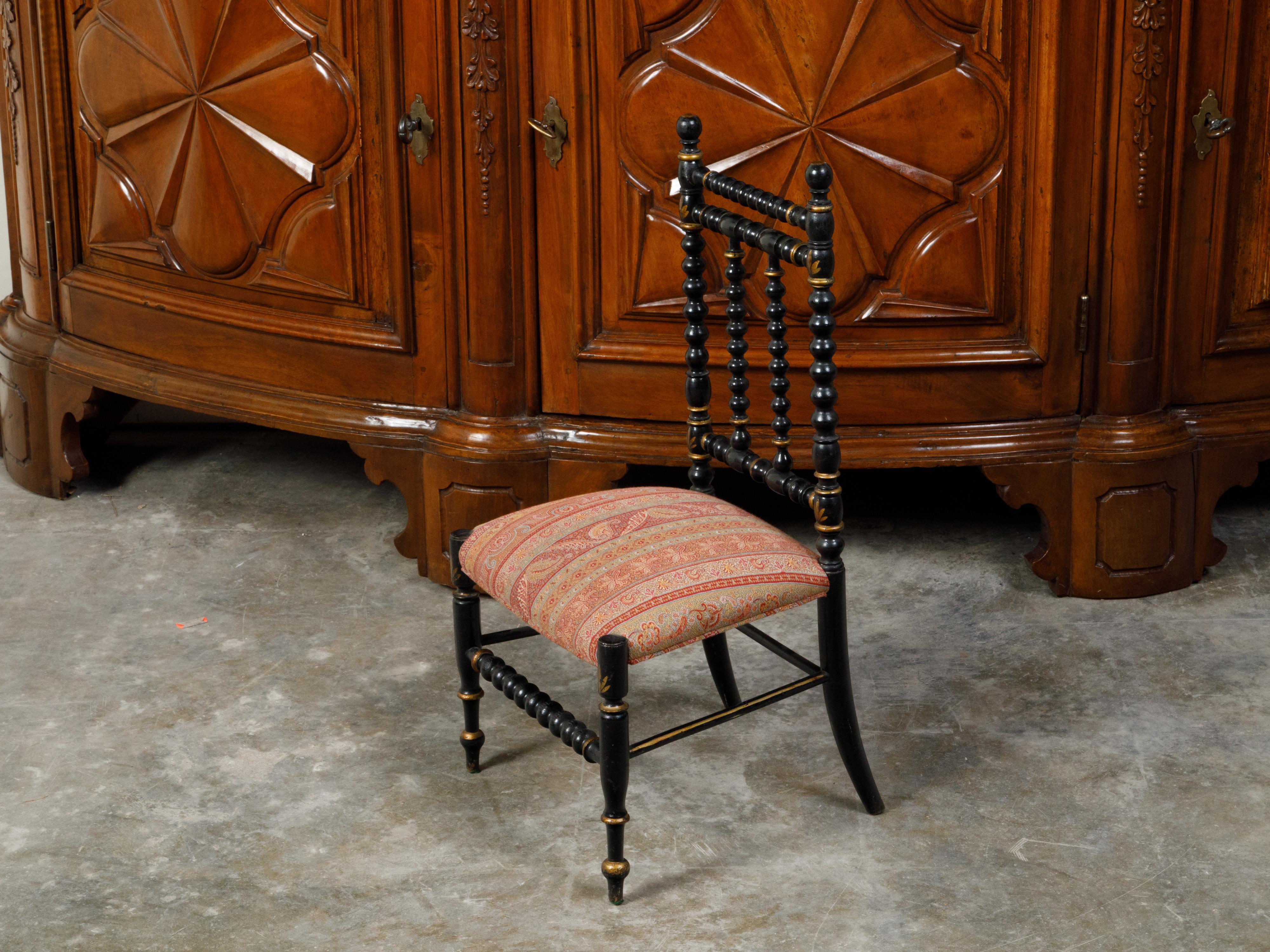 English 19th Century Ebonized Wood Bobbin Child's Chair with Woven Upholstery For Sale 2