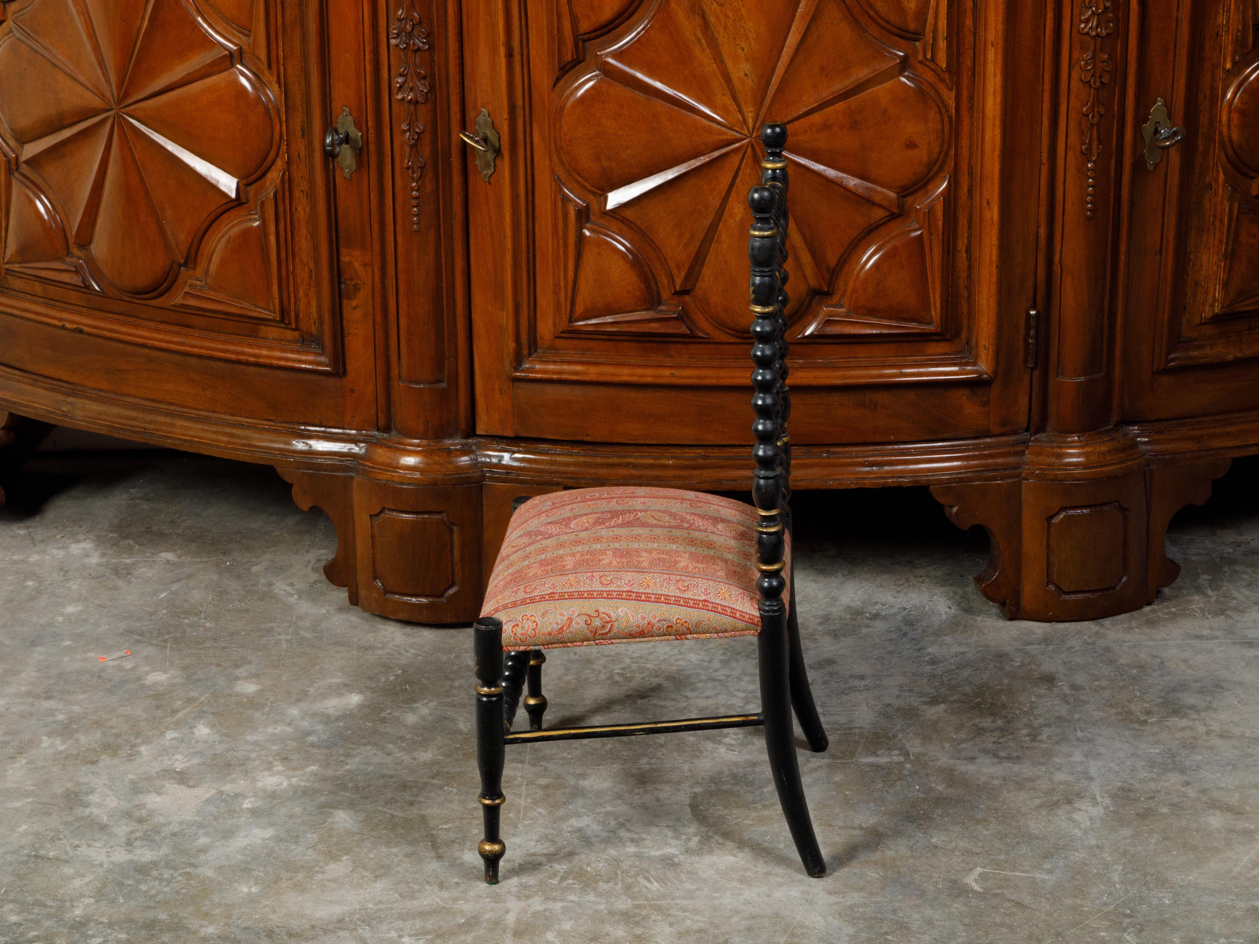 English 19th Century Ebonized Wood Bobbin Child's Chair with Woven Upholstery For Sale 5