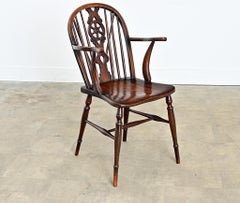 English 19th Century Elm Windsor Chair