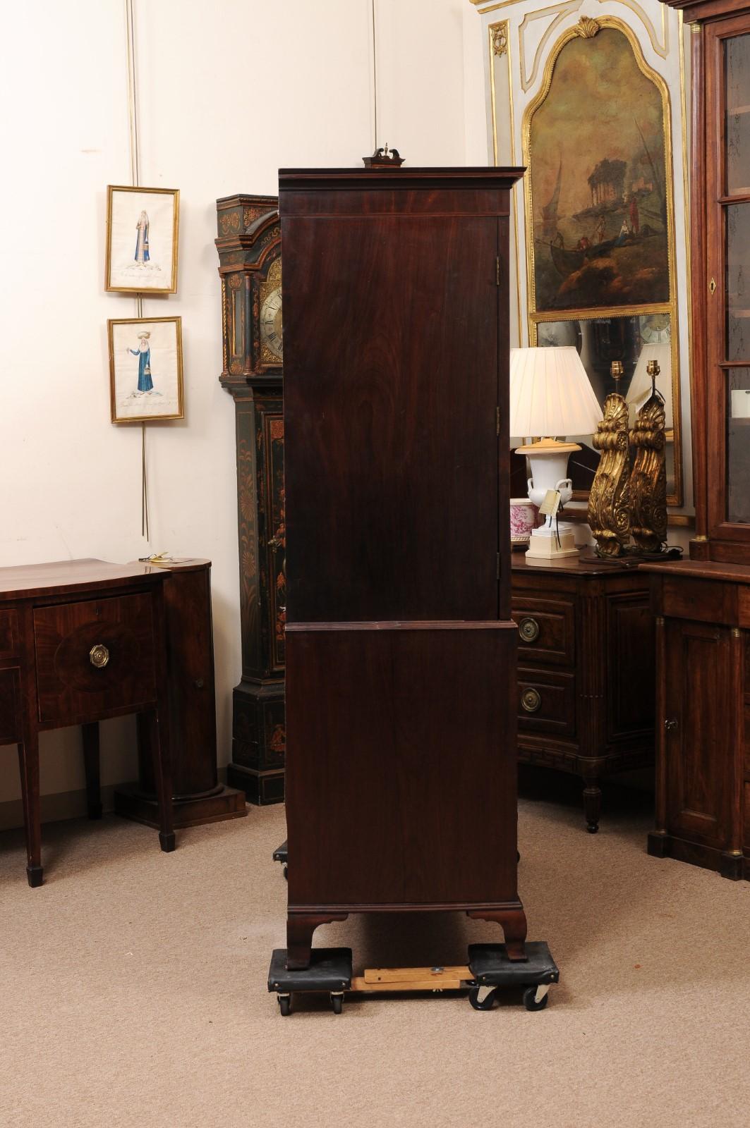 English 19th Century Figured Mahogany Linen Press with Flat Moulded Cornice 2