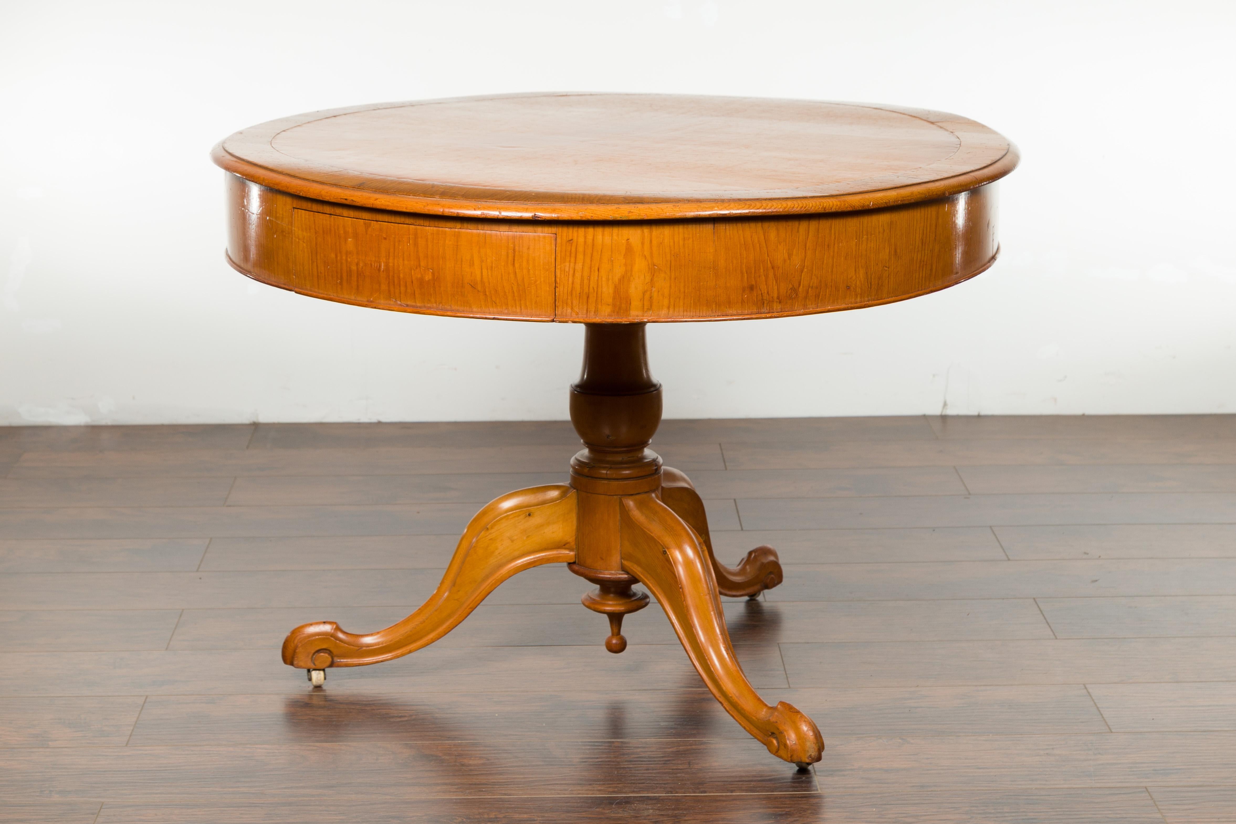 English 19th Century Fruitwood Table with Brown Leather Top and Tripod Base 10