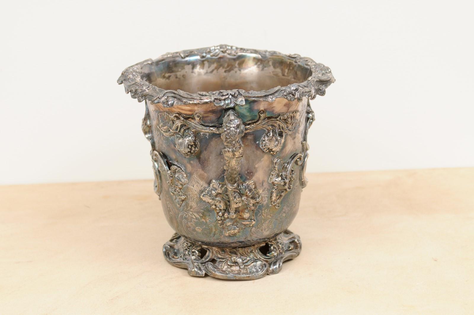English 19th Century George III Sheffield Silver on Copper Champagne Bucket For Sale 8