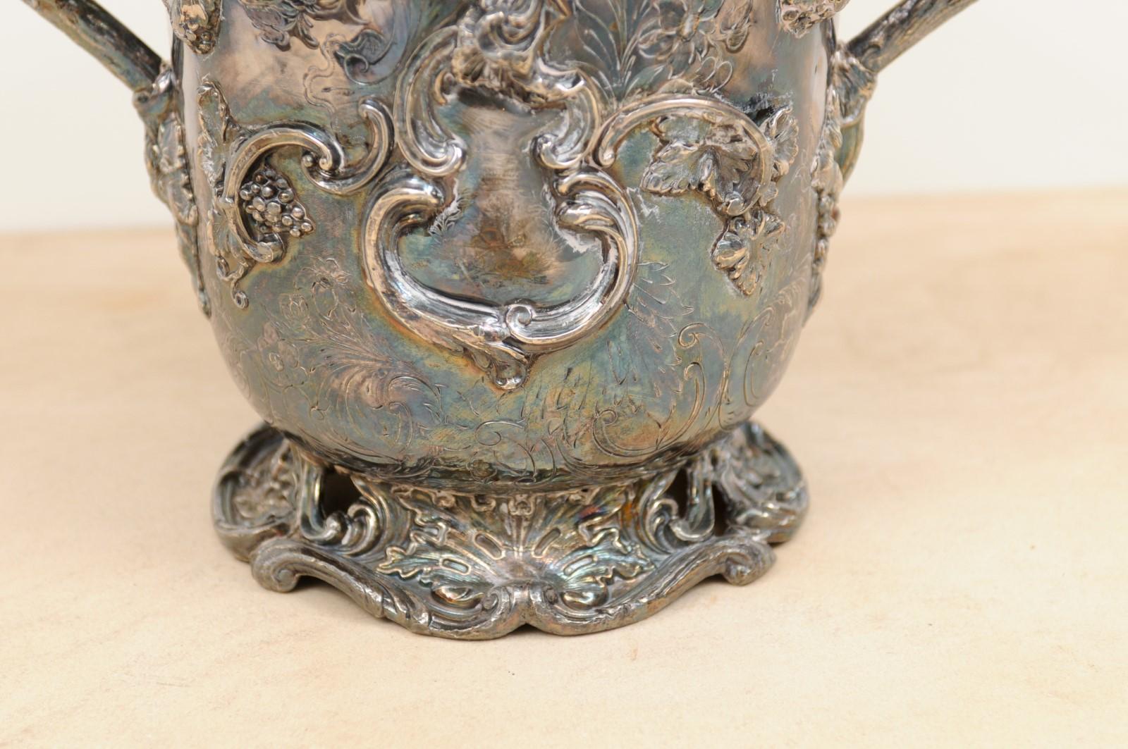 English 19th Century George III Sheffield Silver on Copper Champagne Bucket In Good Condition For Sale In Atlanta, GA