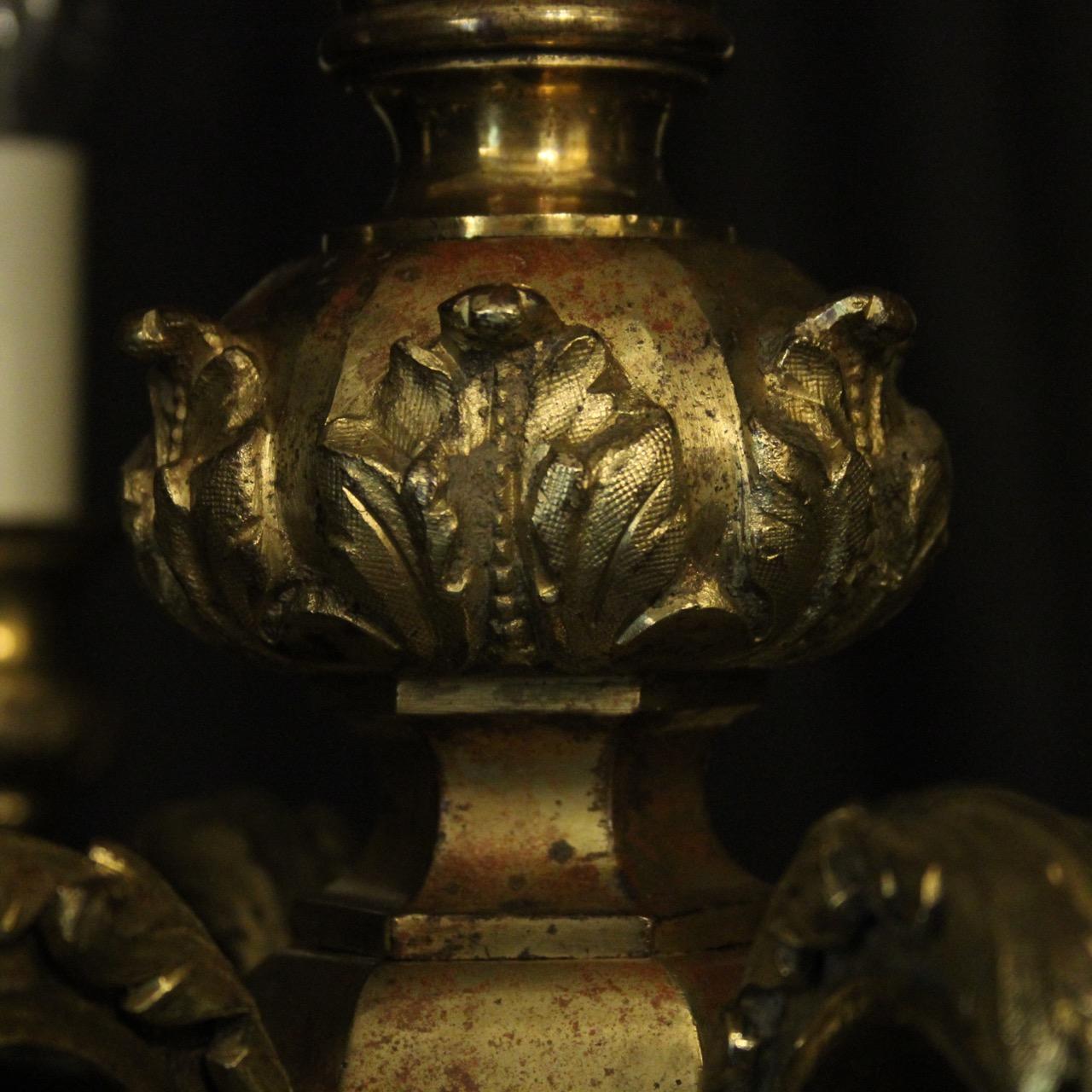 English 19th Century Gilded Bronze 6-Light Chandelier 1