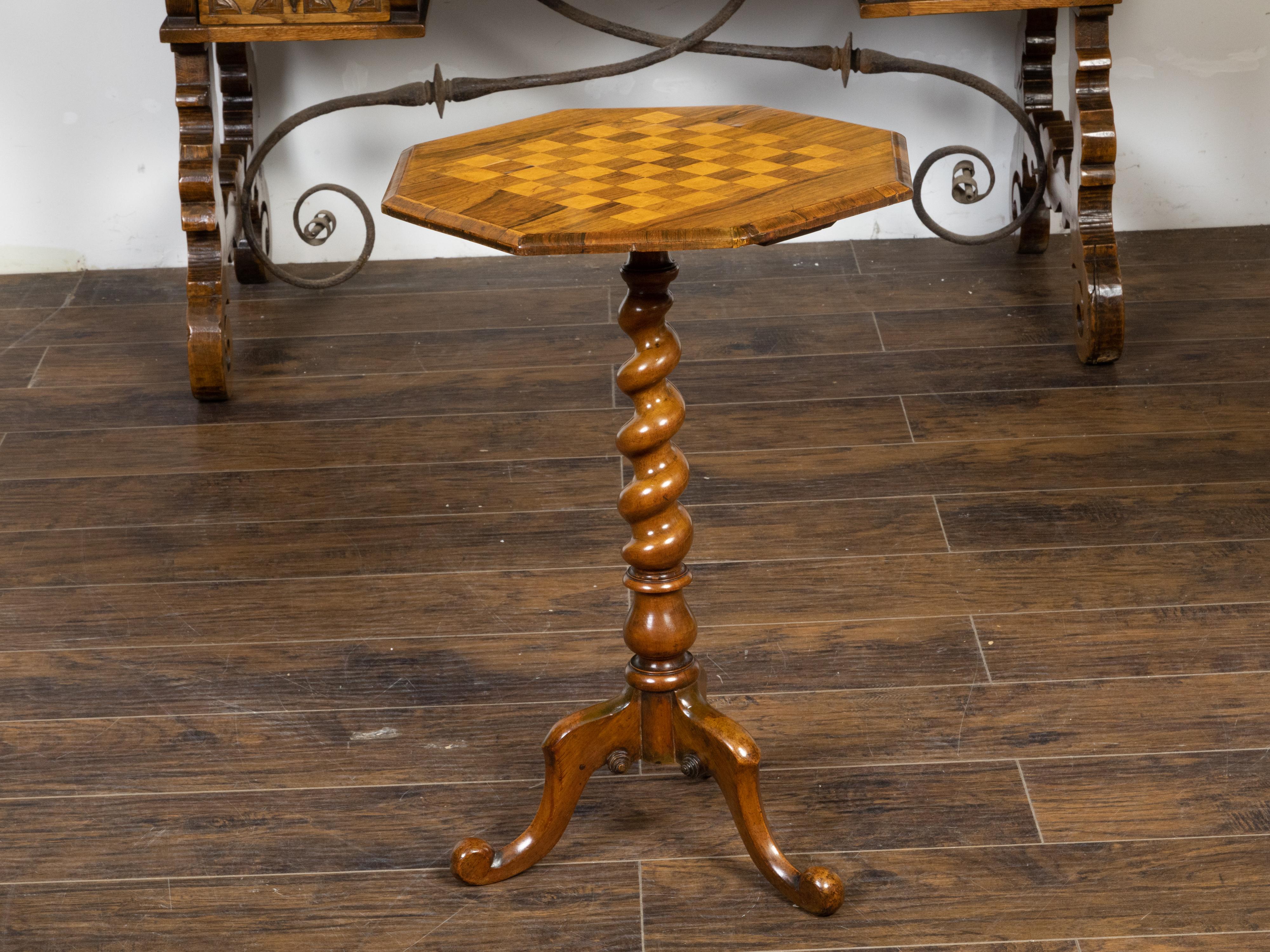 English 19th Century Guéridon Side Table with Octagonal Checkerboard Top In Good Condition For Sale In Atlanta, GA