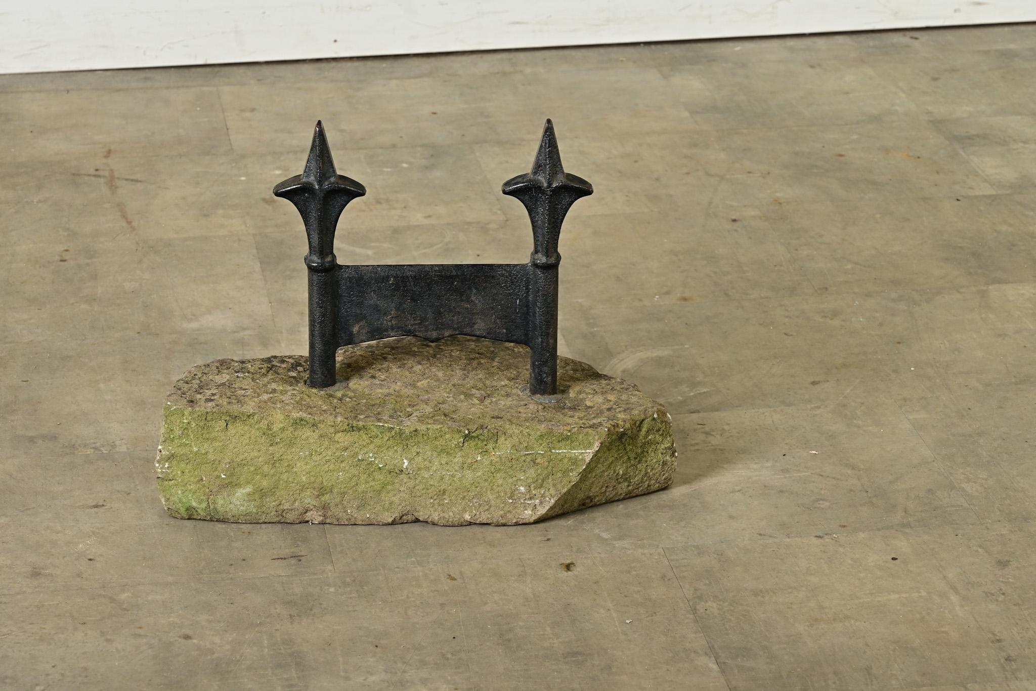 English 19th Century Iron Boot Scraper For Sale 3