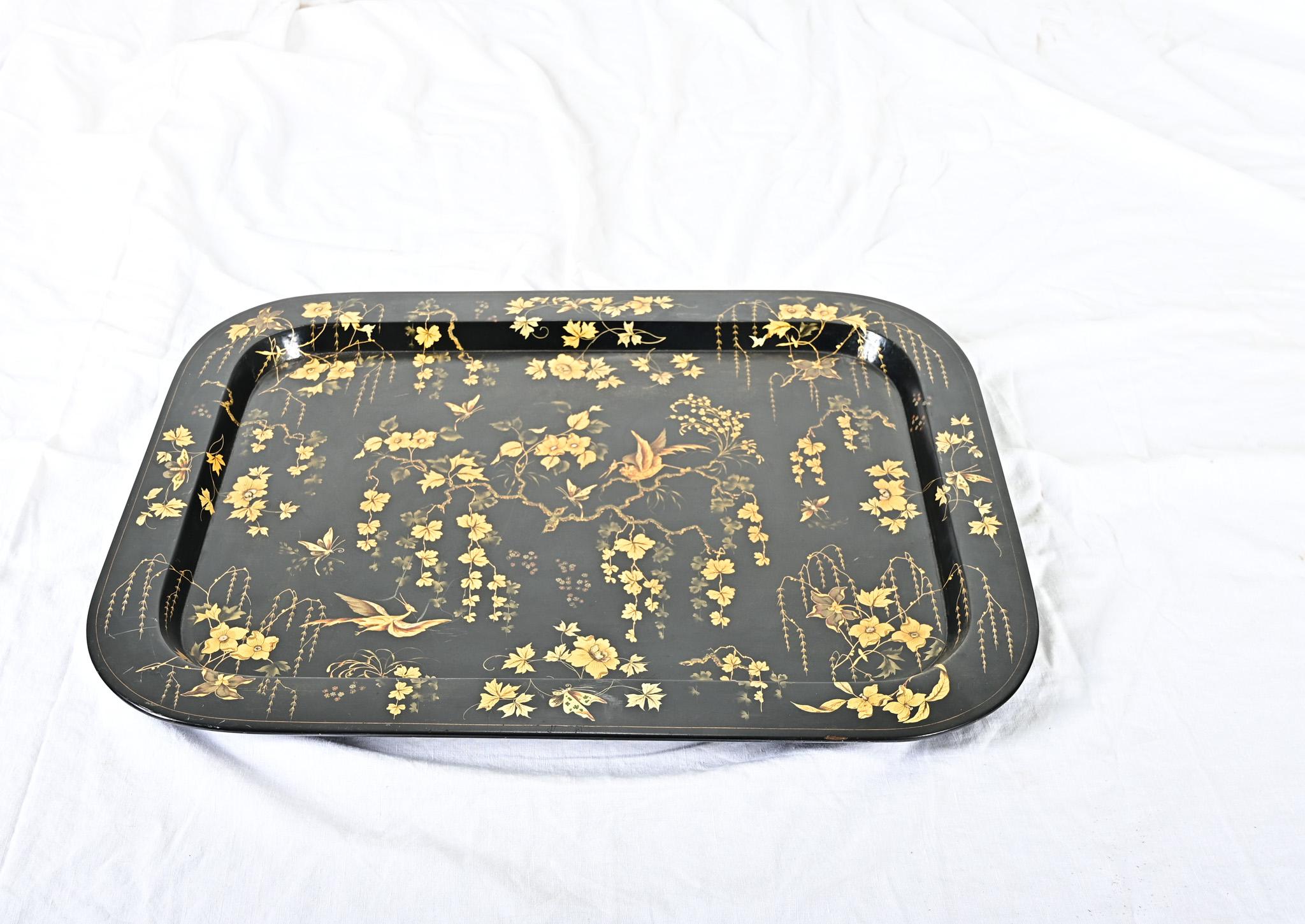 English 19th Century Japanned Lacquer Tray im Zustand „Gut“ im Angebot in Baton Rouge, LA