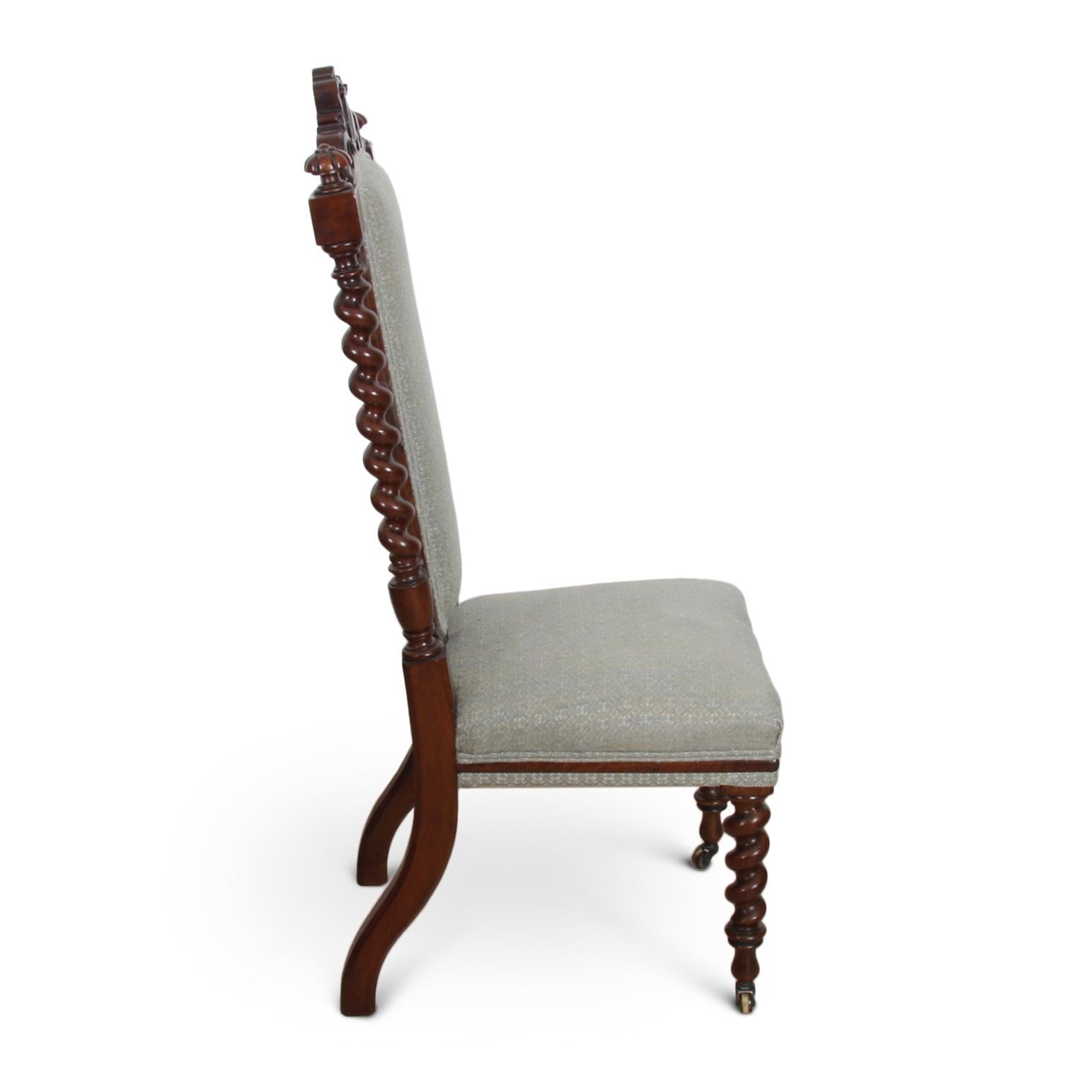 Aesthetic Movement English 19th Century Lamb of Manchester Chair For Sale