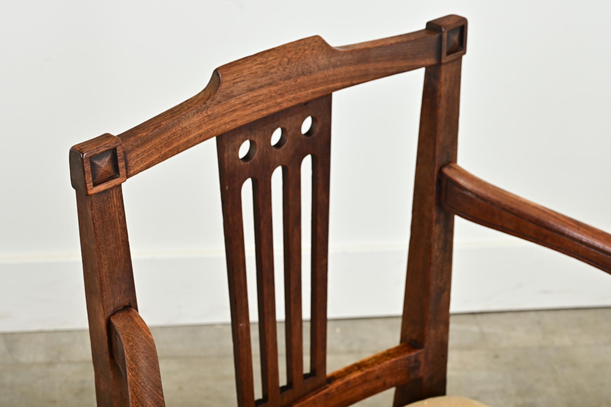 English 19th Century Mahogany Armchair 1
