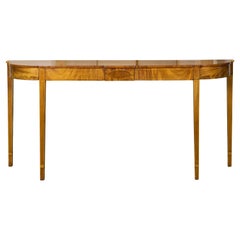 English 19th Century Mahogany Bow Front Console Table with Cross Banding