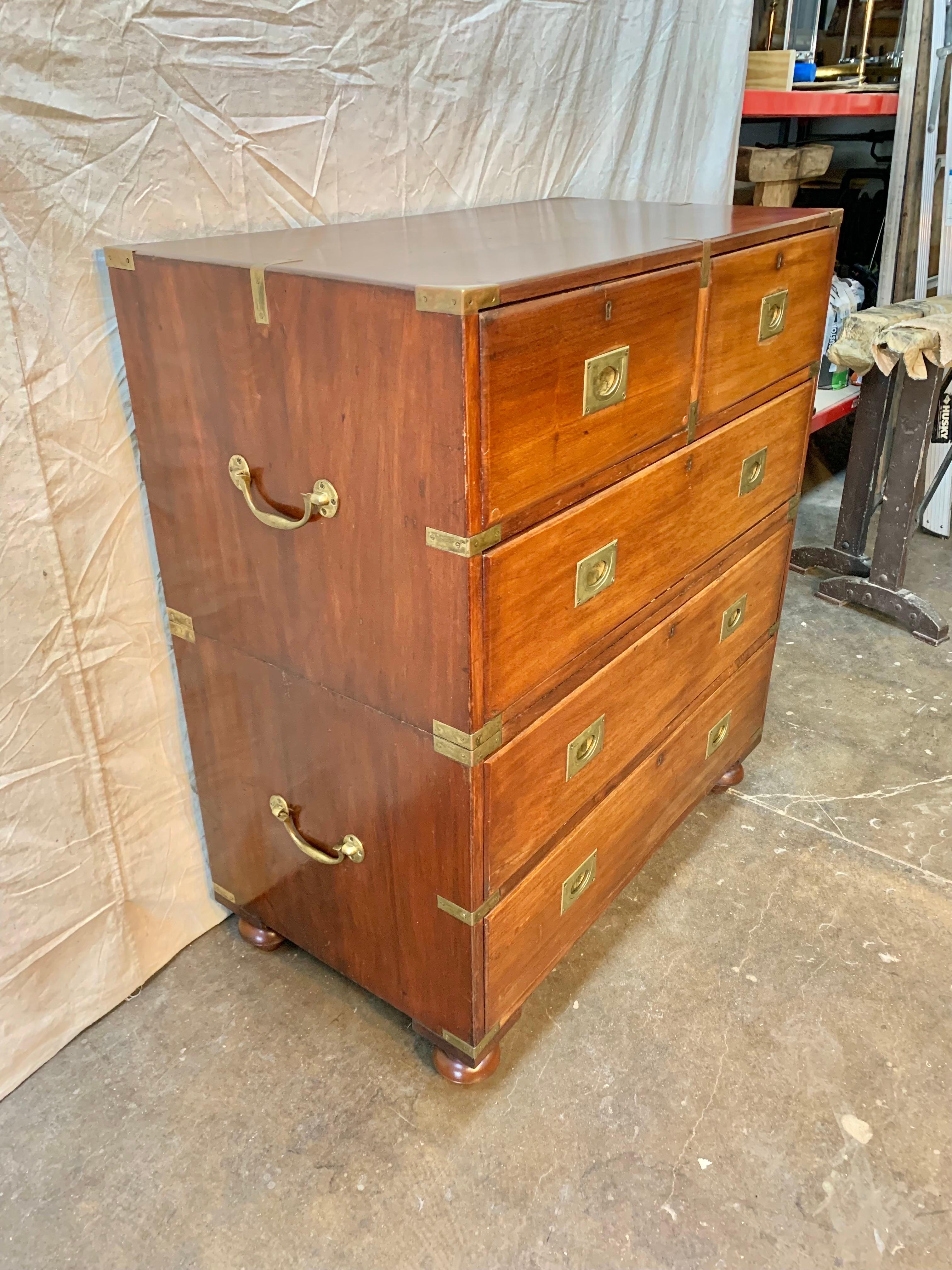  English 19th Century Mahogany Campaign Chest of Drawers. In Good Condition For Sale In Burton, TX