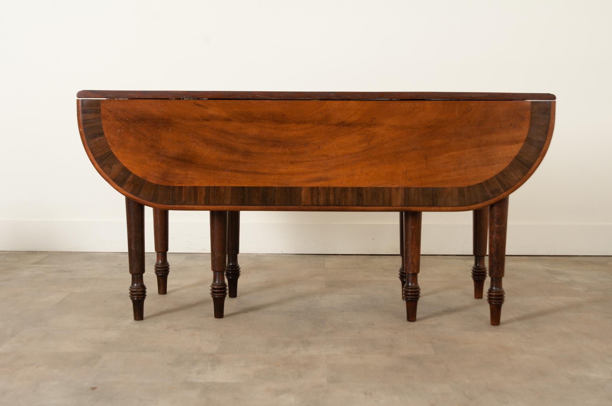 English 19th Century Mahogany Gateleg Drop-leaf Table For Sale 2