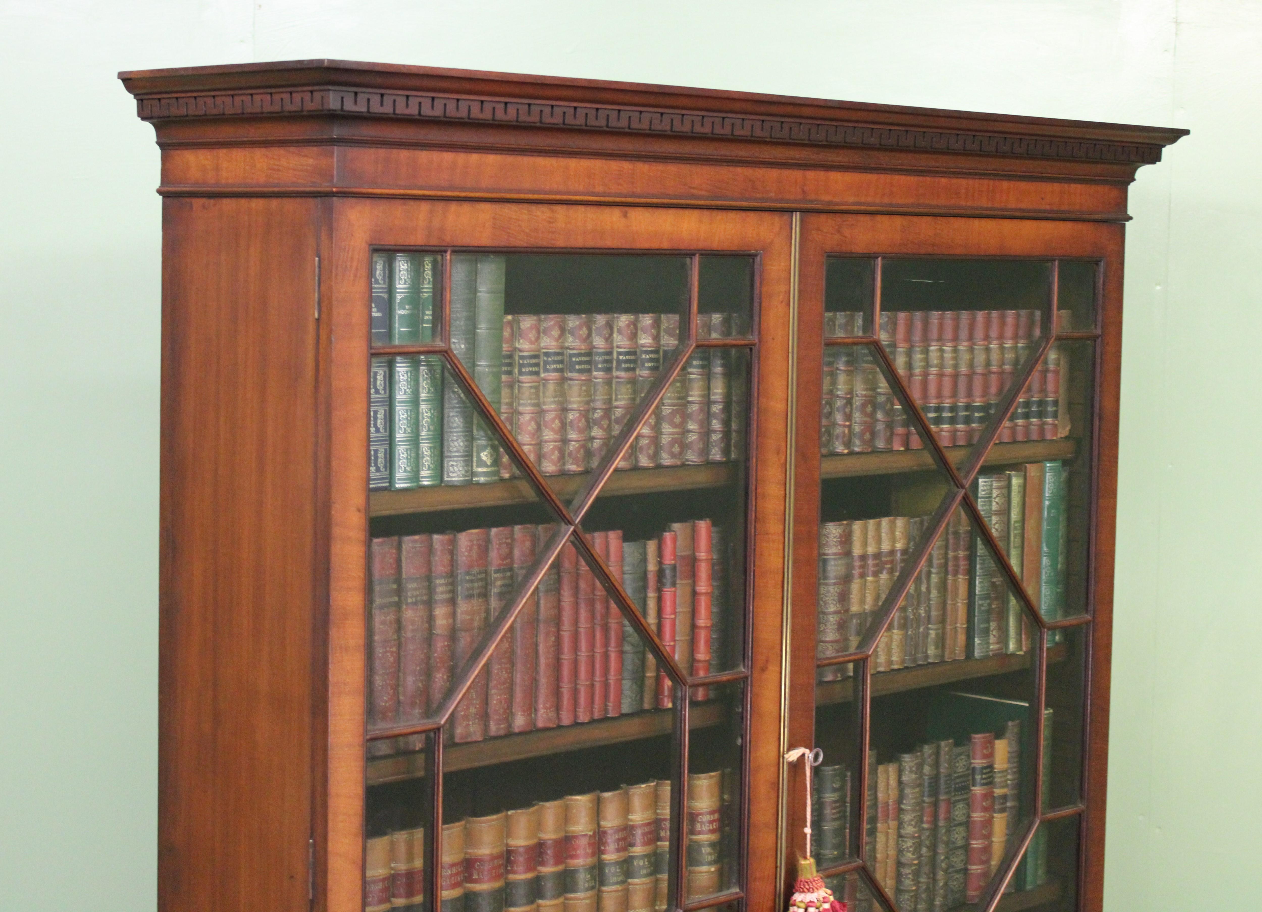 English 19th Century Mahogany Glazed Bookcase For Sale 10
