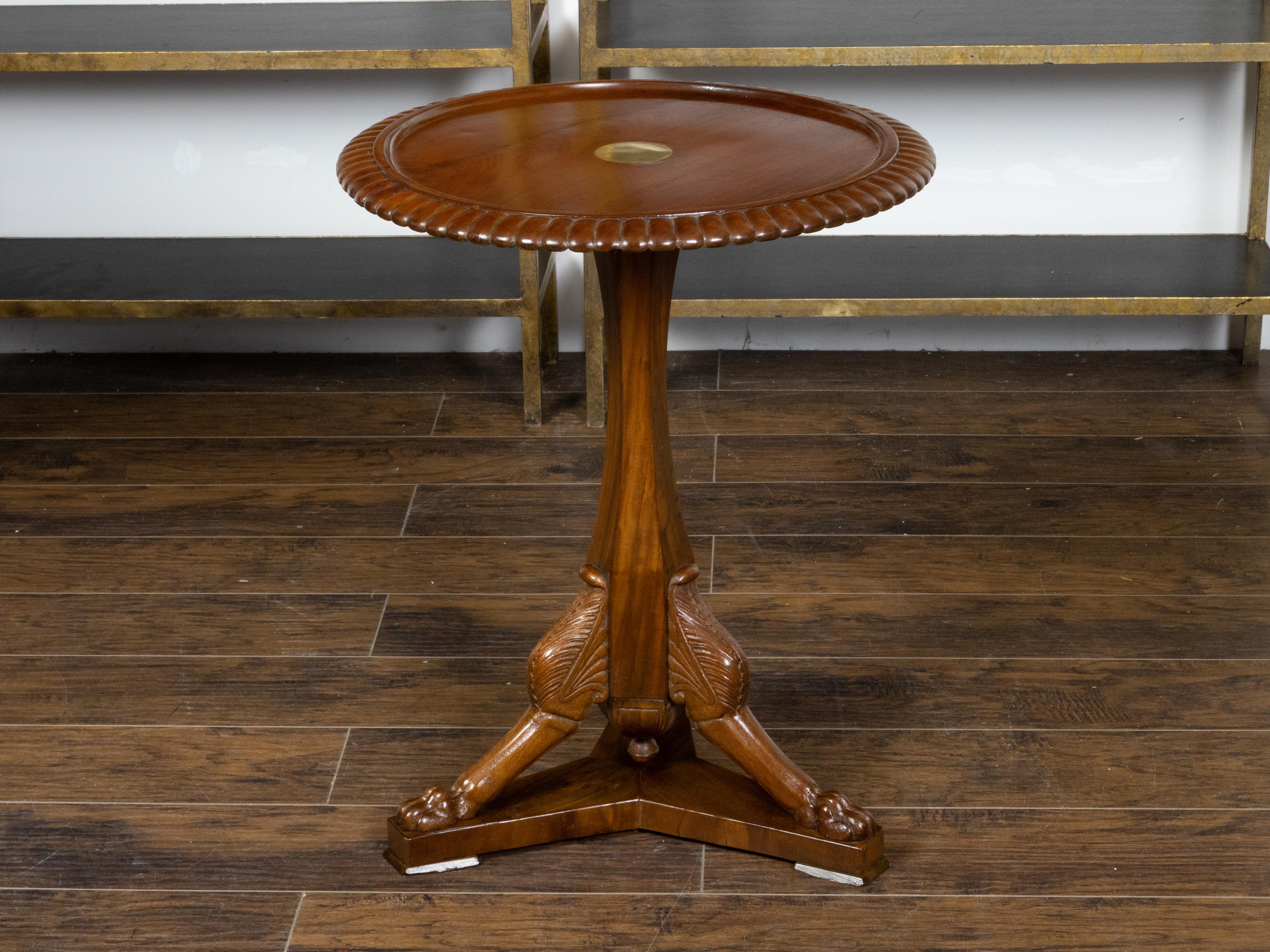English 19th Century Mahogany Guéridon with Gadroons and Griffin Inspired Legs For Sale 1