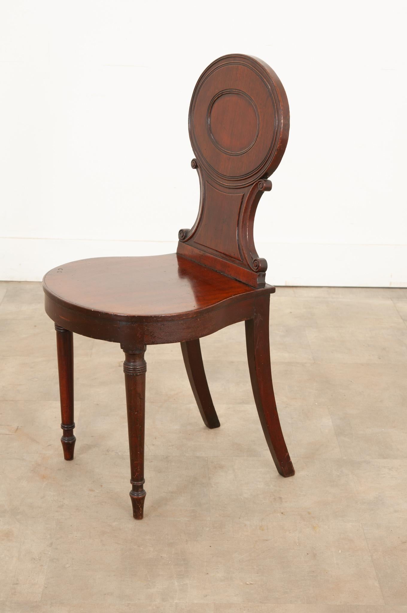 English 19th Century Mahogany Hall Chair In Good Condition In Baton Rouge, LA