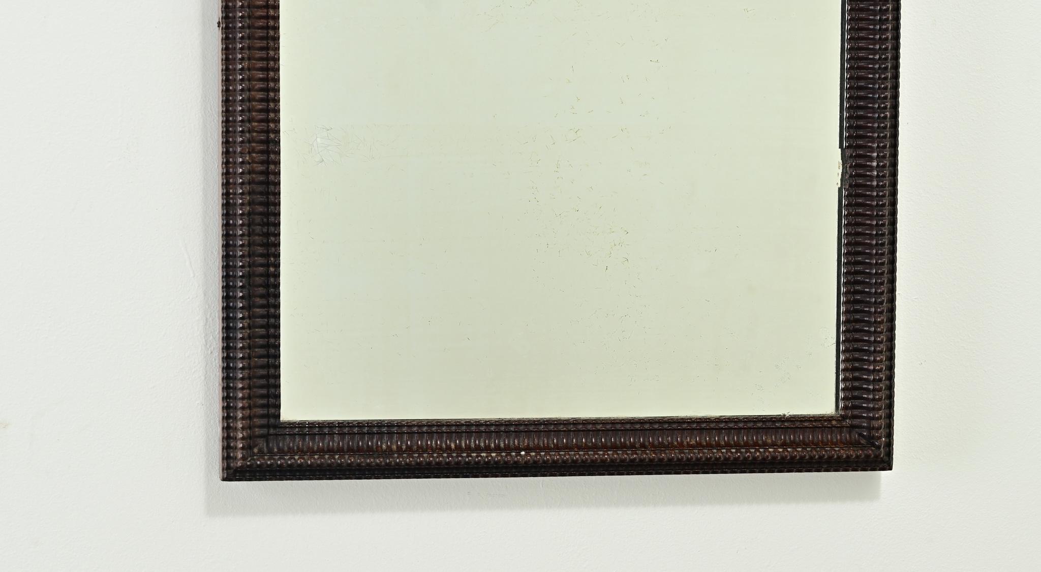 English 19th Century Mahogany Mirror 1