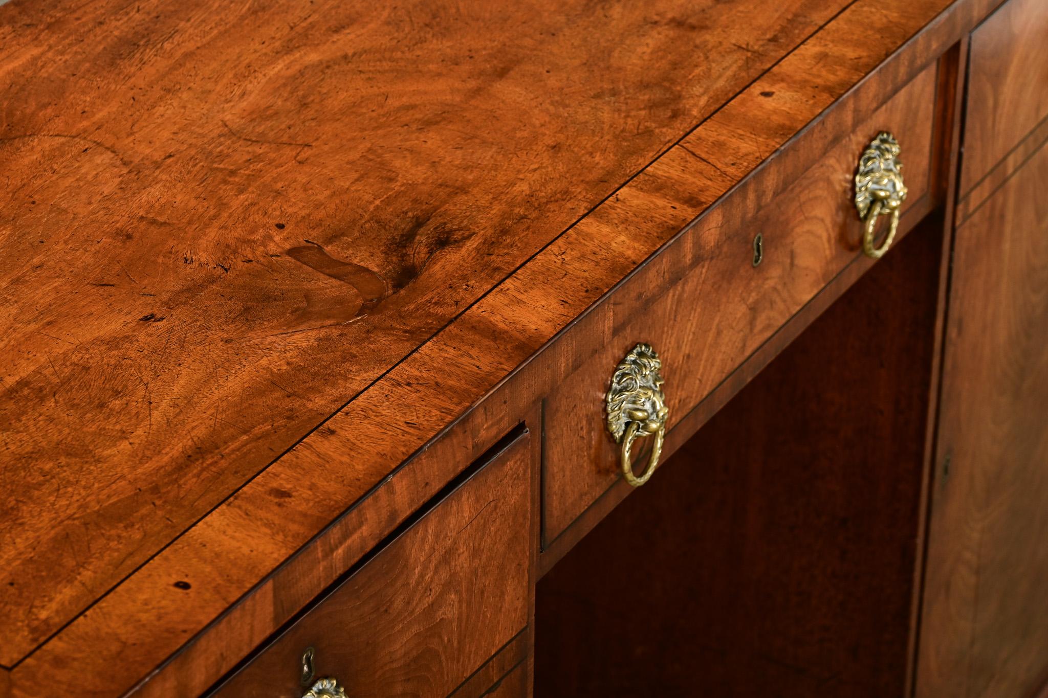 Calco Credenza Regency inglese del XIX secolo in mogano in vendita