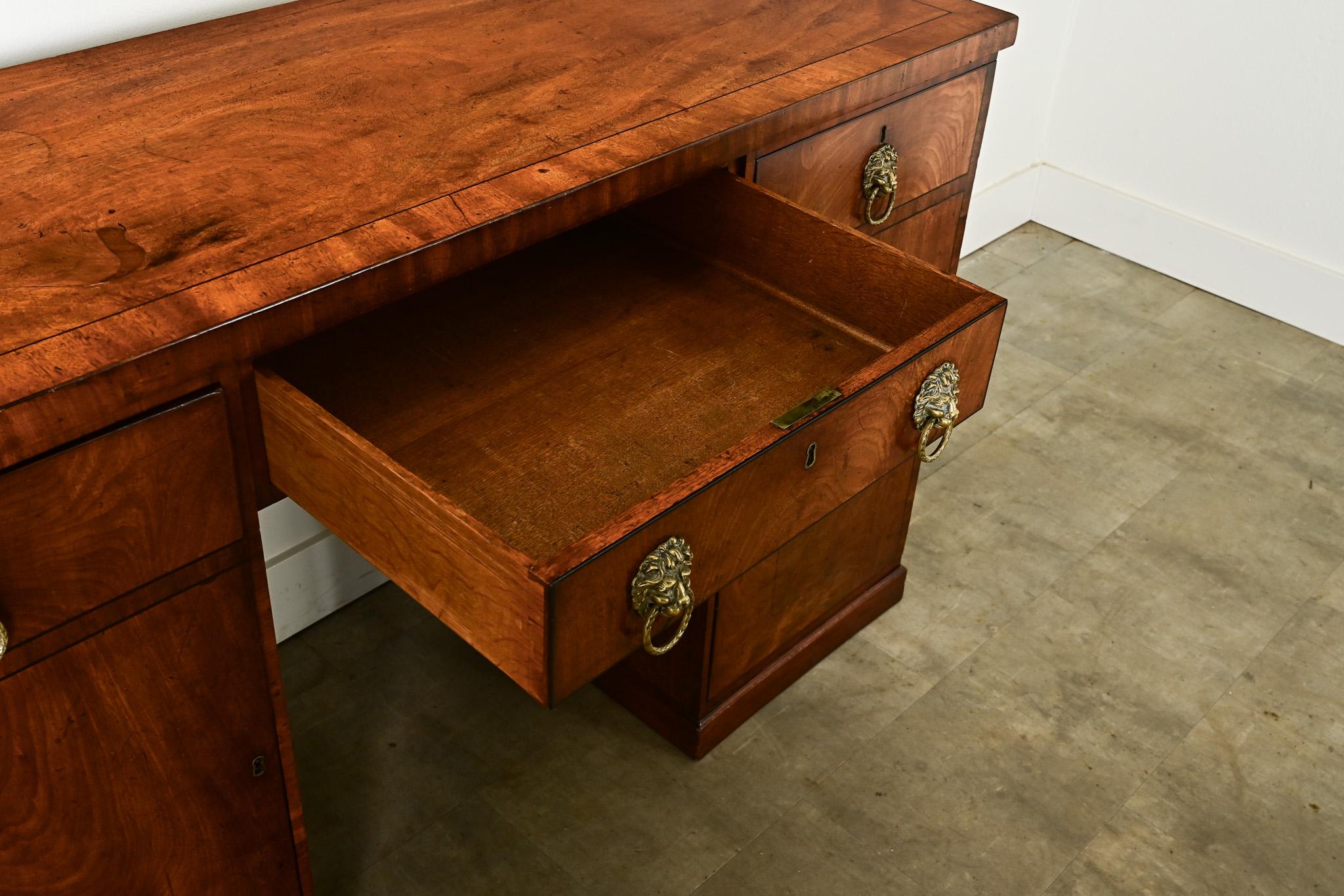 Credenza Regency inglese del XIX secolo in mogano in vendita 2