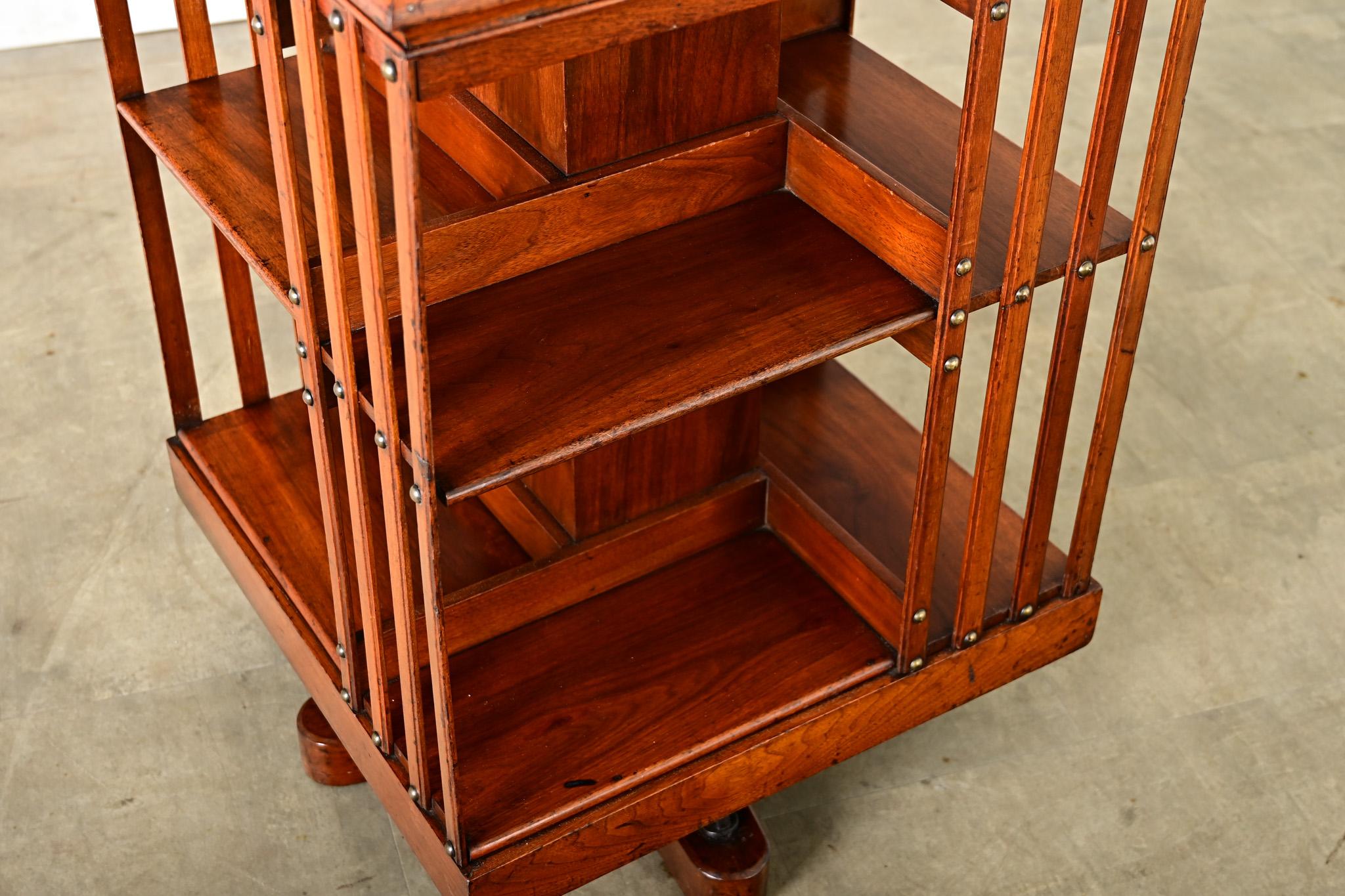 Librería giratoria inglesa de caoba del siglo XIX en venta 3