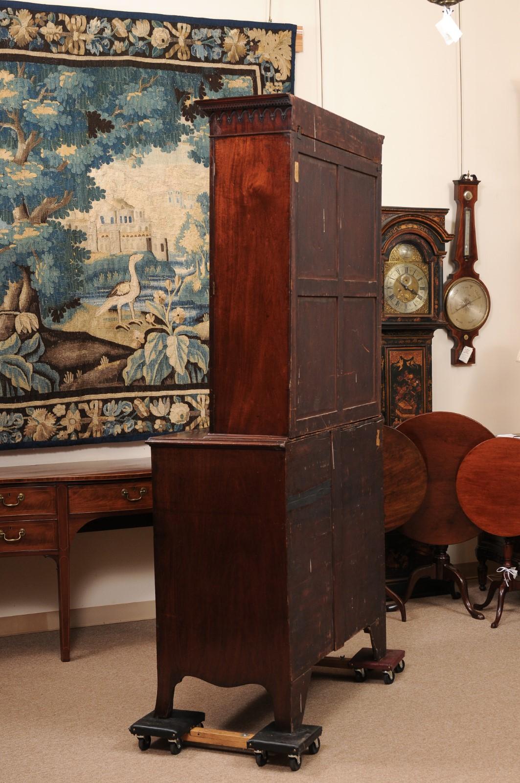 English 19th Century Mahogany Secretary with Dental Moulded Flat Cornince For Sale 8