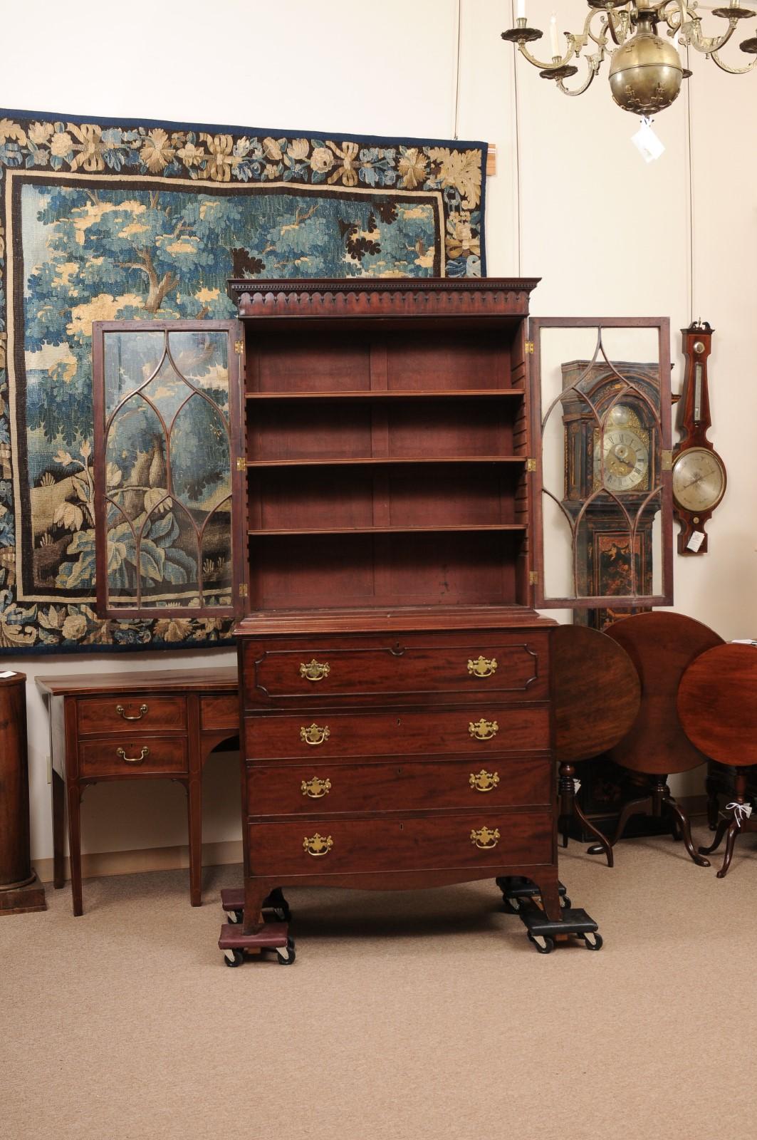 English 19th Century Mahogany Secretary with Dental Moulded Flat Cornince For Sale 12