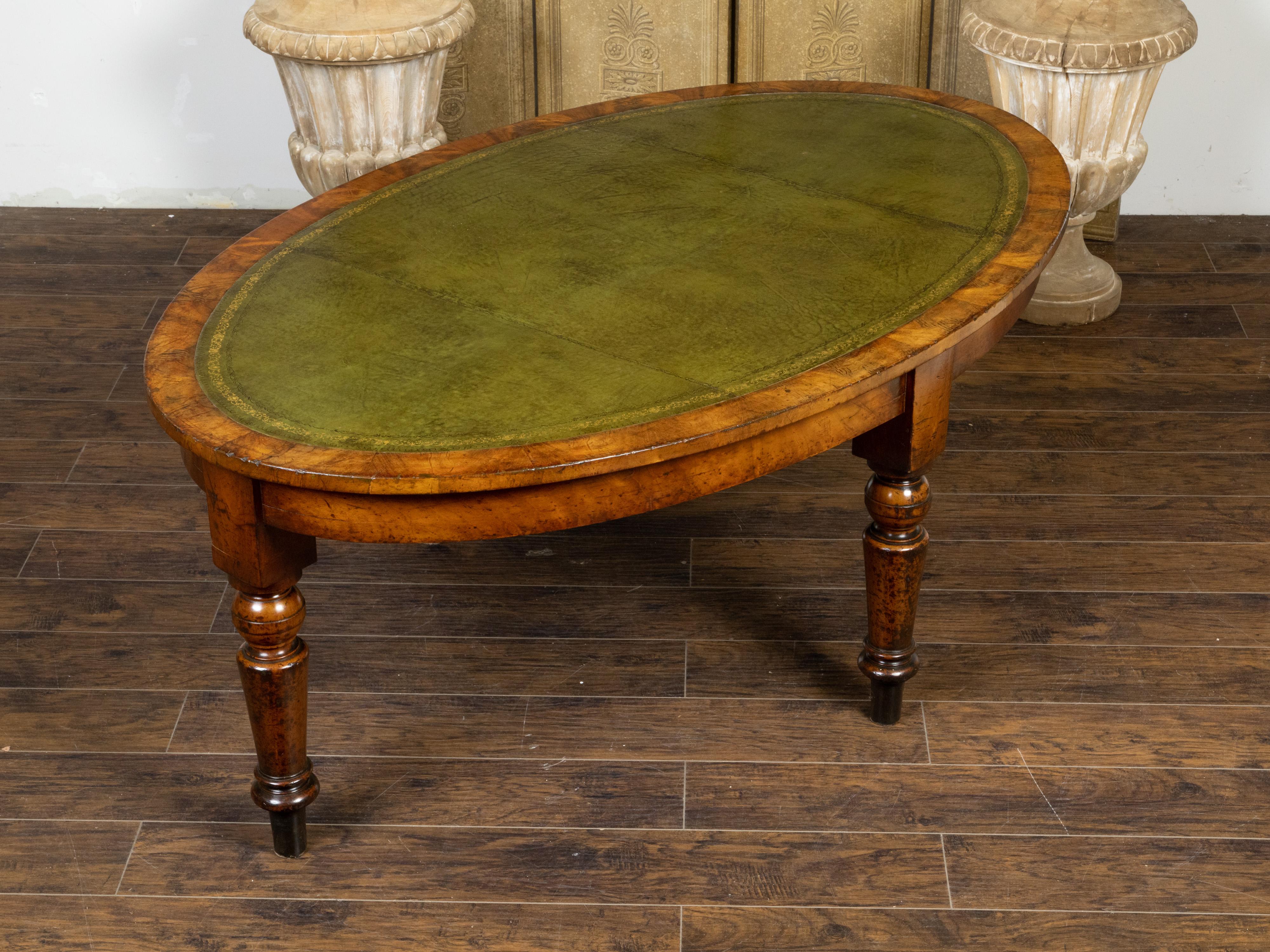 English 19th Century Mahogany Table with Green Leather Oval Top and Turned Legs In Good Condition For Sale In Atlanta, GA