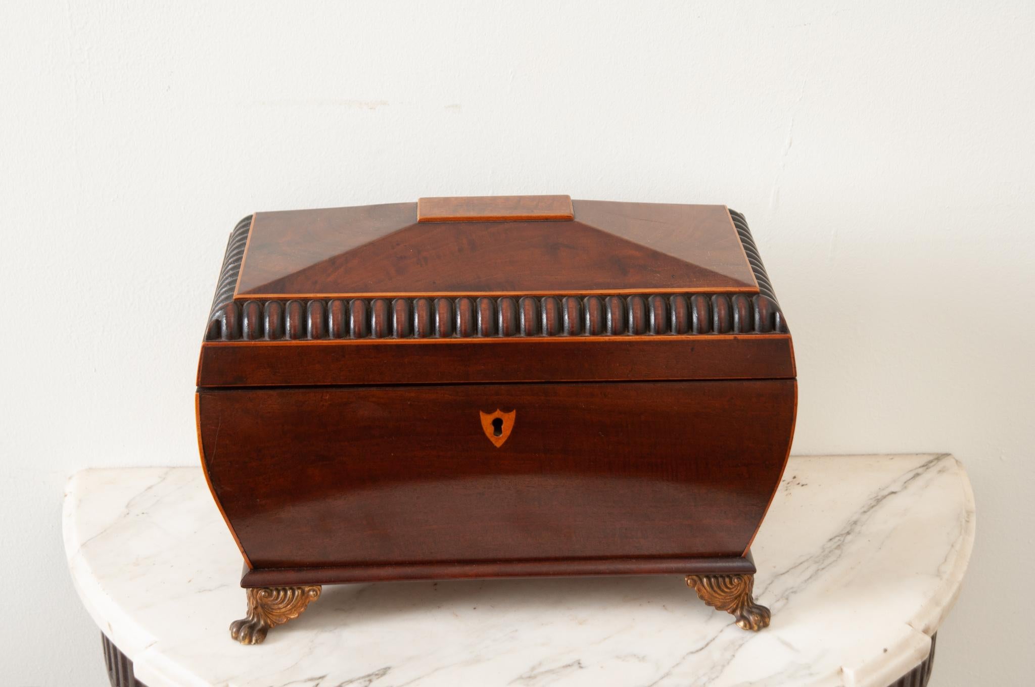 Other English 19th Century Mahogany Tea Caddy For Sale