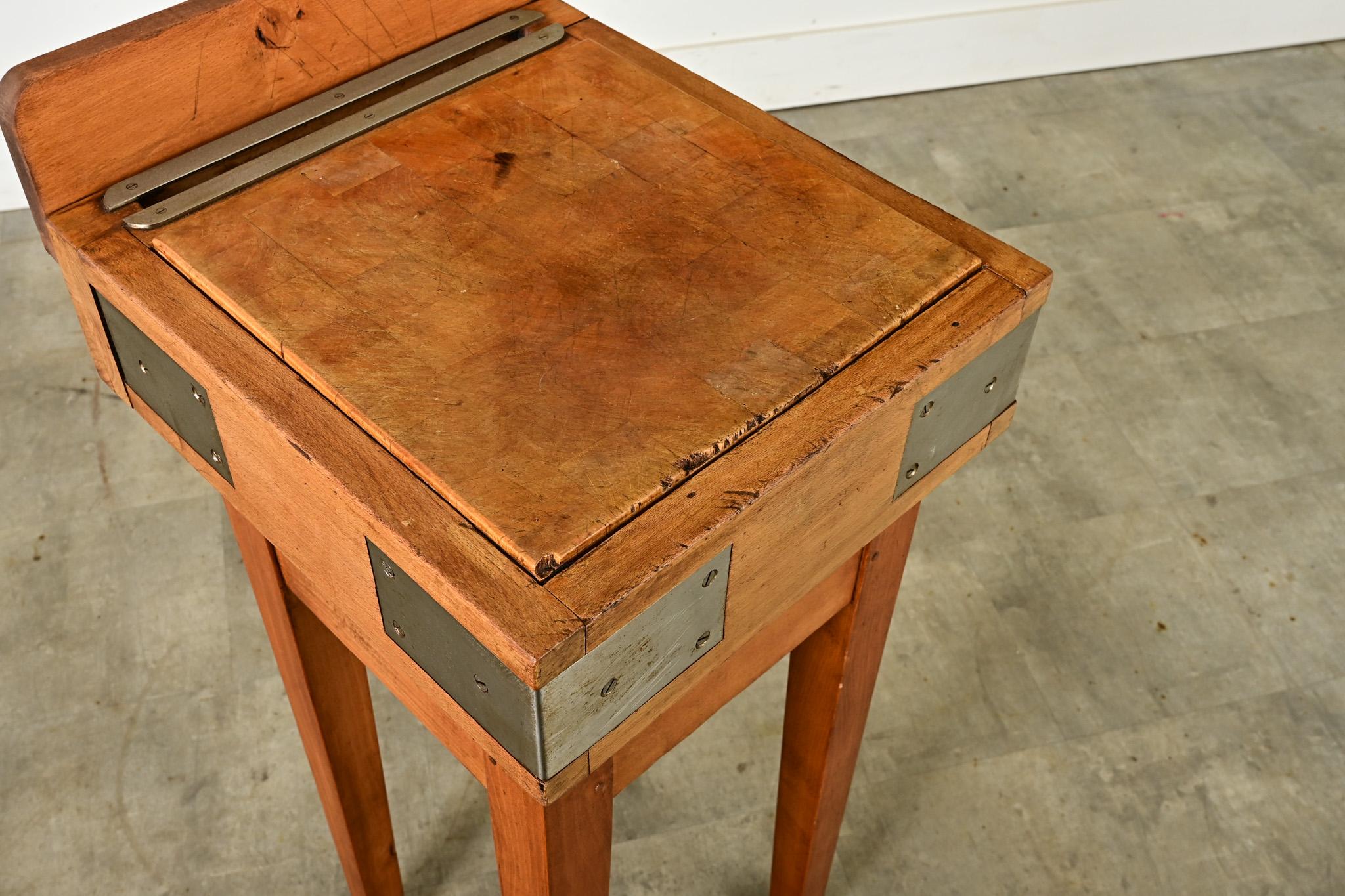 Carved English 19th Century Maple Butcher Block Table For Sale