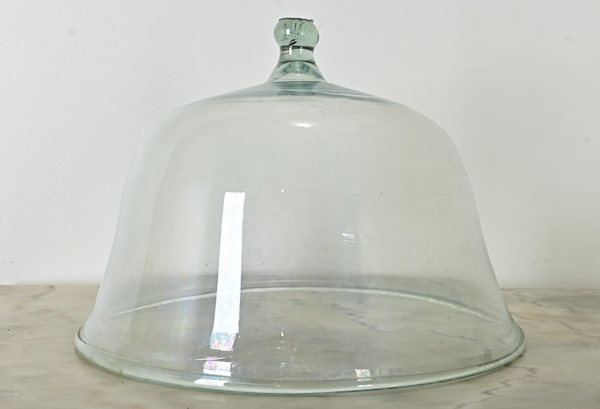 English 19th Century Melon Cloche In Good Condition In Baton Rouge, LA