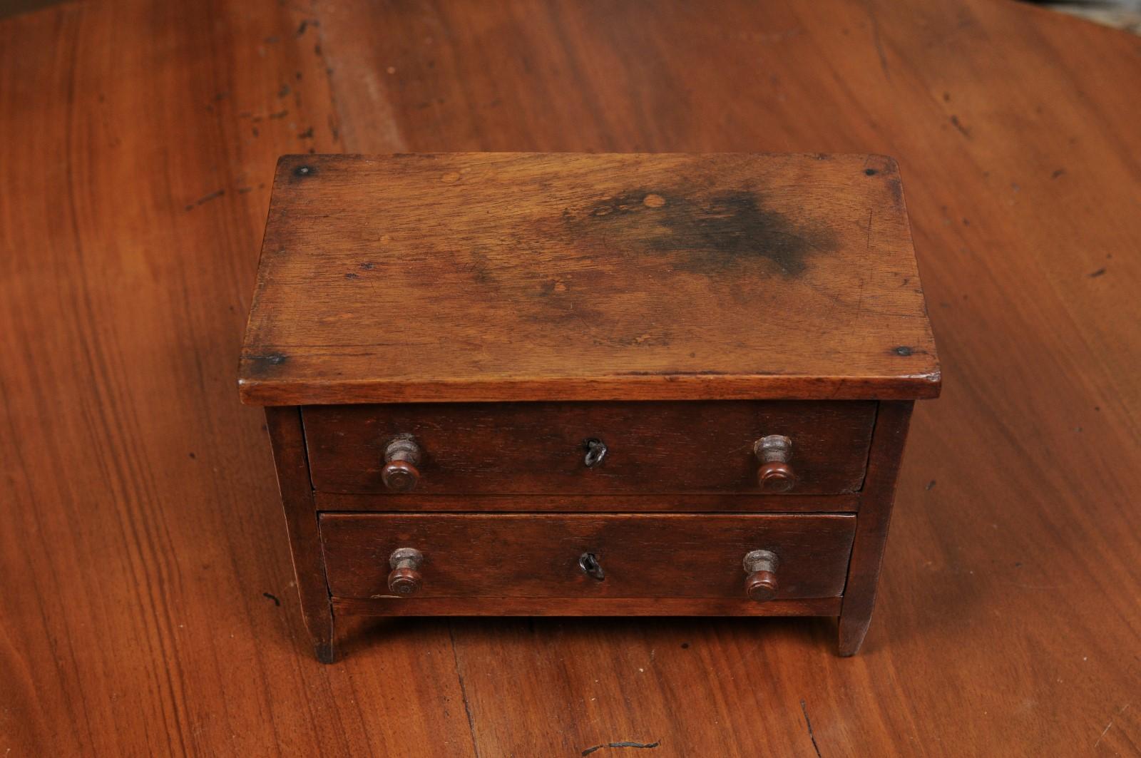 English 19th Century Miniature Walnut Chest with Two Drawers and Brown Patina 10