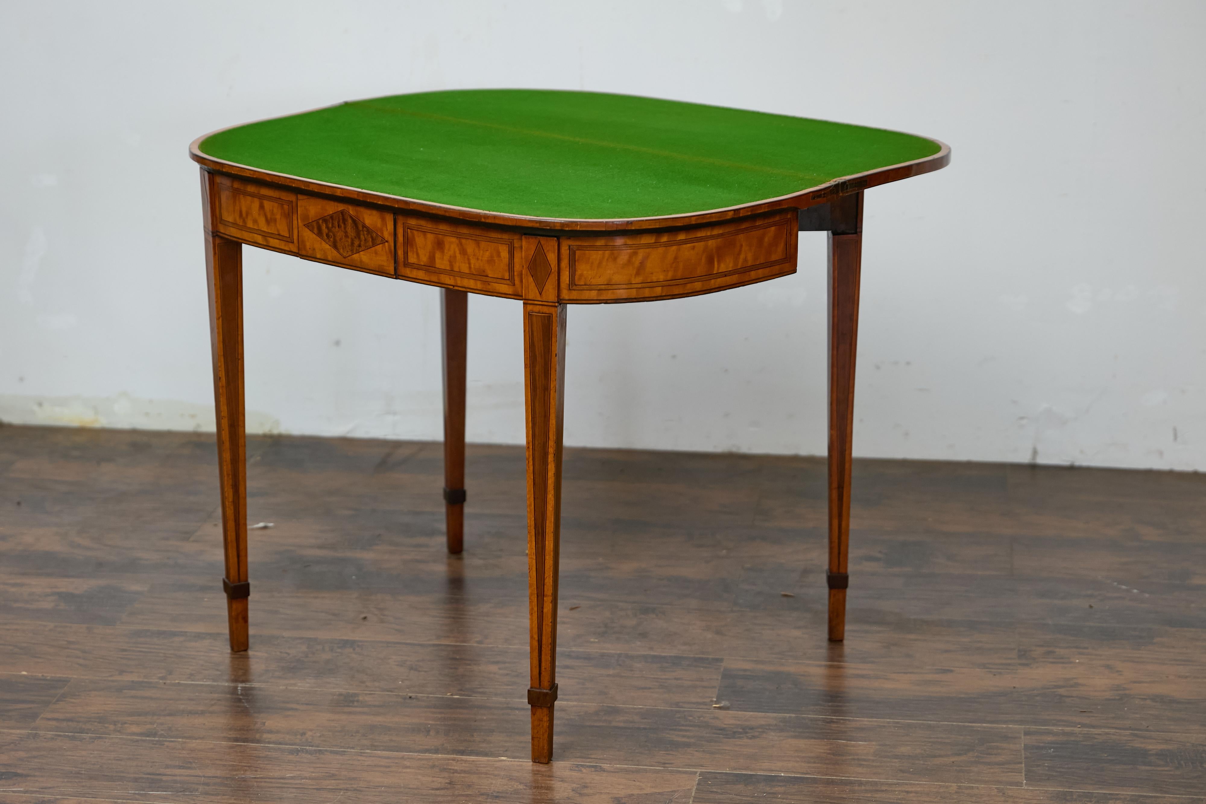 English 19th Century Neoclassical Demi-Lune Game Table with Inlaid Apron For Sale 3
