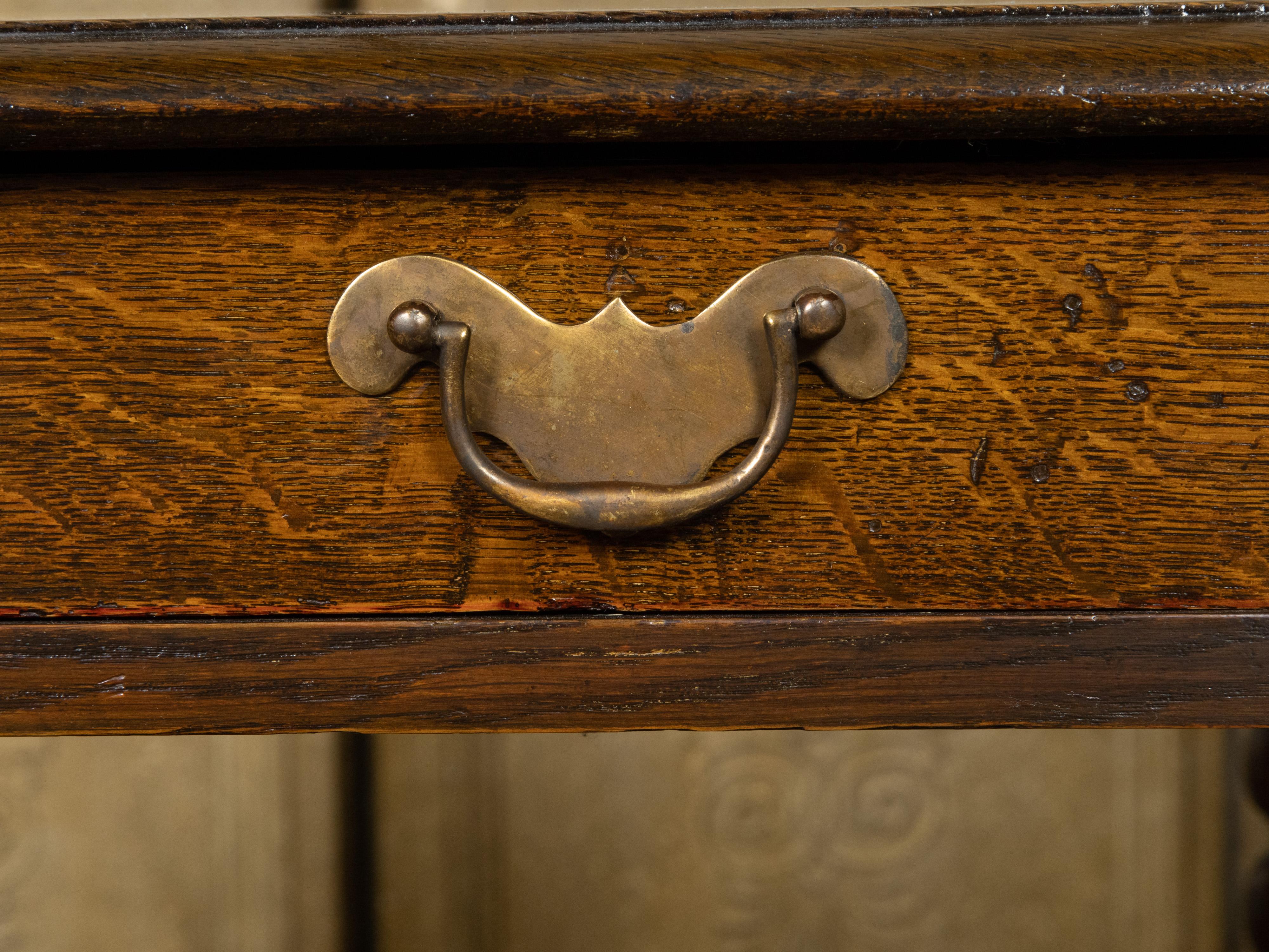Englischer Bobbin-Bein-Tisch aus Eiche des 19. Jahrhunderts mit einer Schublade und Kreuzstreifen im Angebot 8