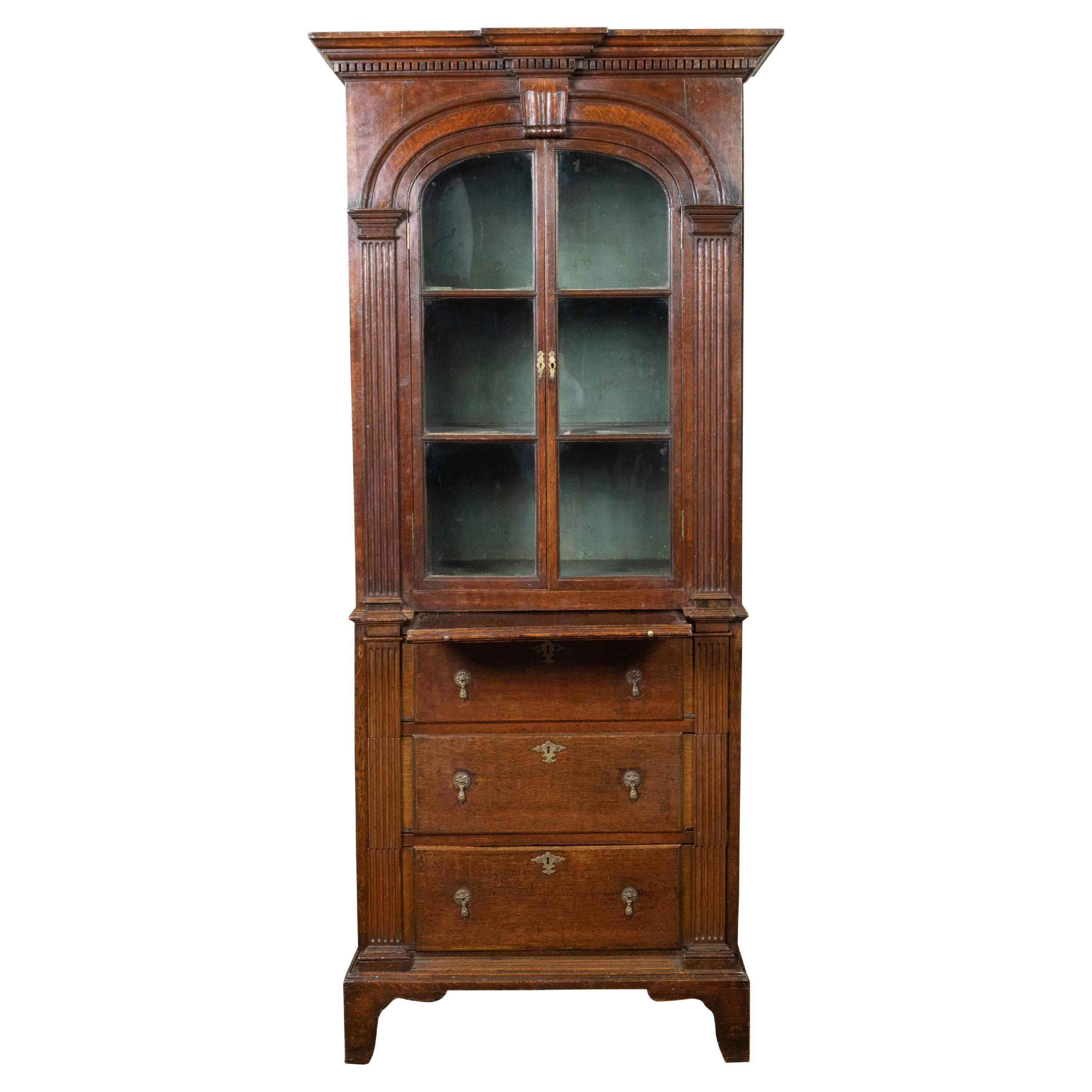 English 19th Century Oak Bookcase with Glass Doors, Drawers and Pilasters For Sale