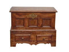 English 19th Century Oak Chest with Brass Mount and Lower Drawers
