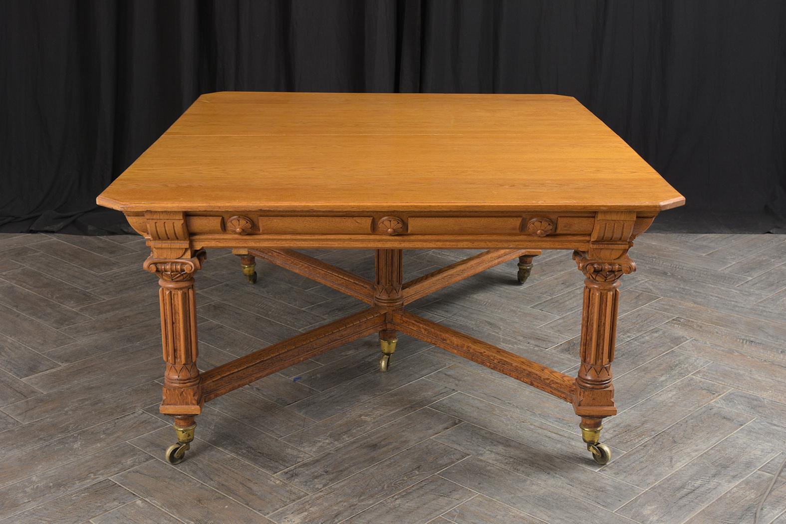 English 19th Century Oak Dining Table 2