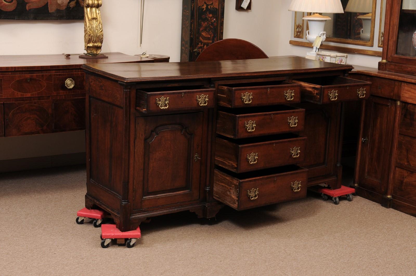 English 19th Century Oak Dresser Base with 2 Cabinet Doors 1