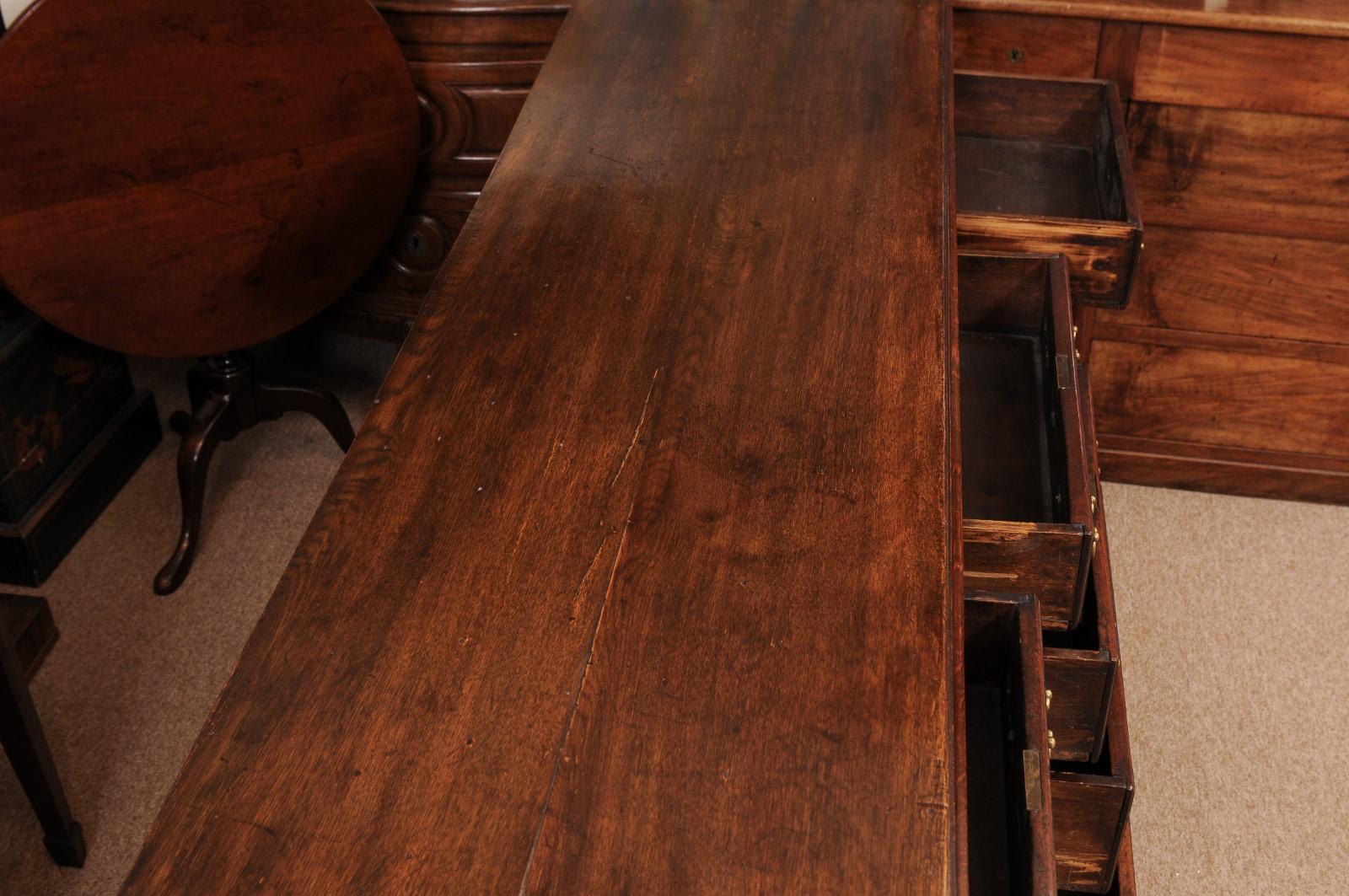 English 19th Century Oak Dresser Base with 2 Cabinet Doors 2