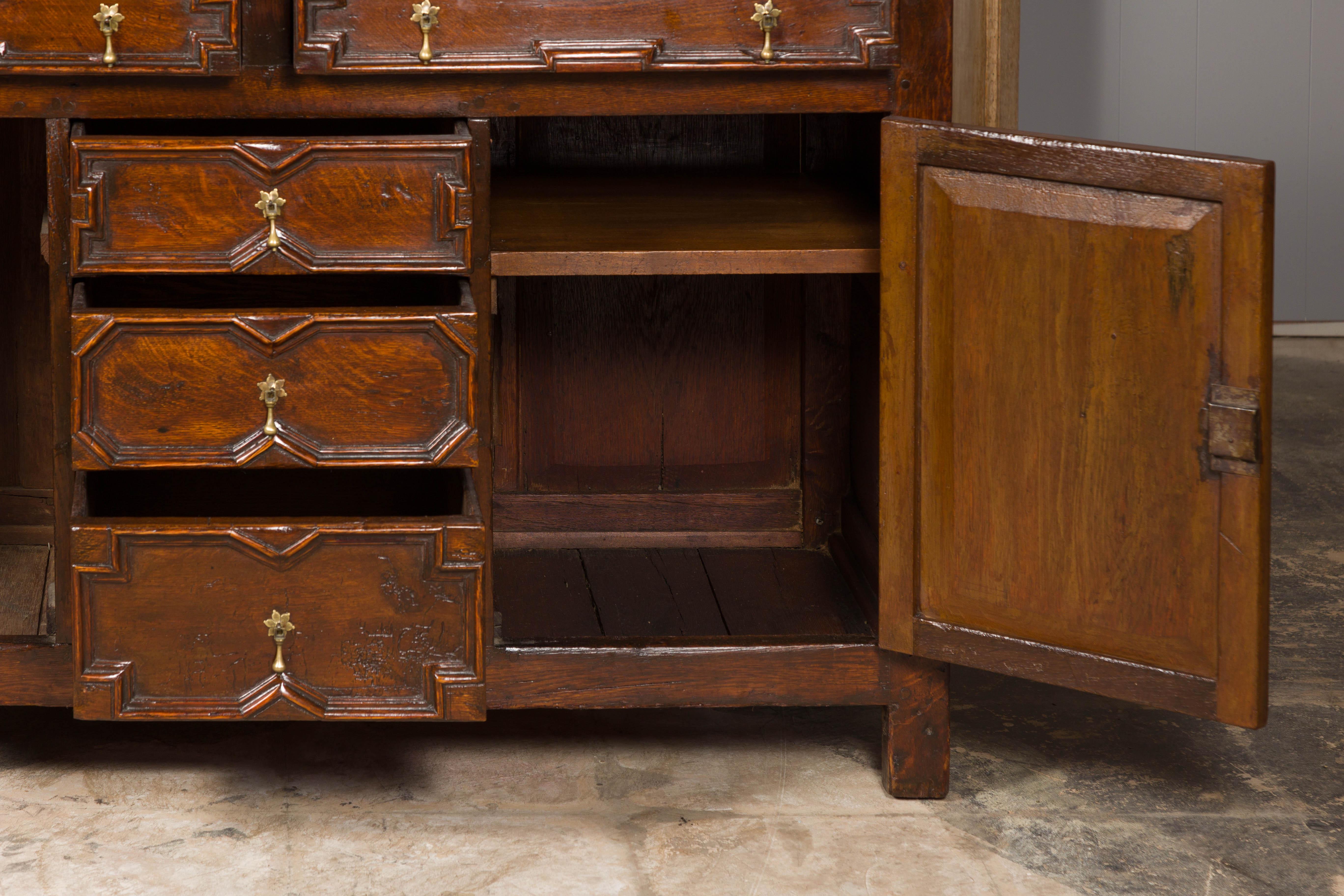 English 19th Century Oak Dresser Base with Geometric Front, Drawers and Doors For Sale 5