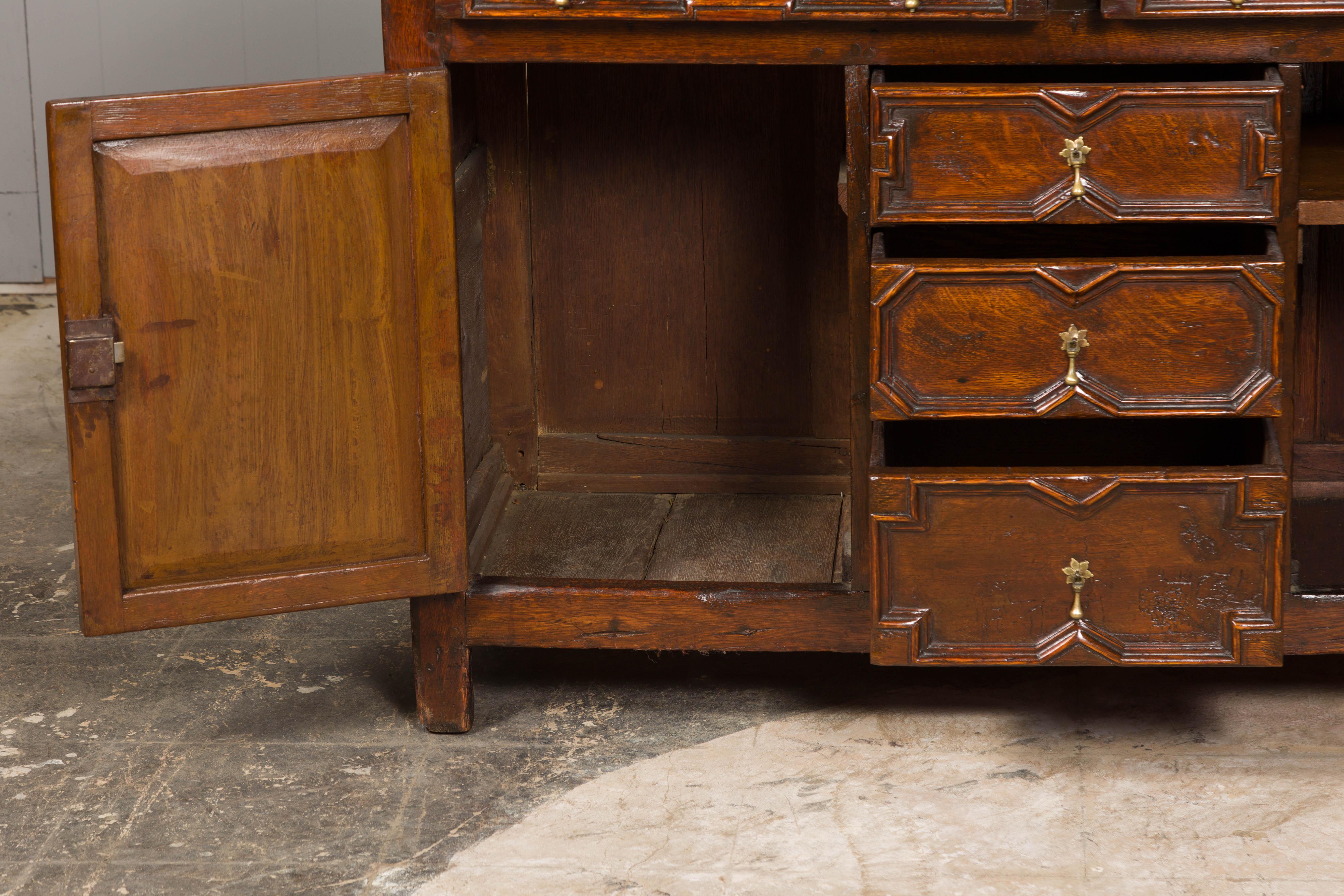 English 19th Century Oak Dresser Base with Geometric Front, Drawers and Doors For Sale 6