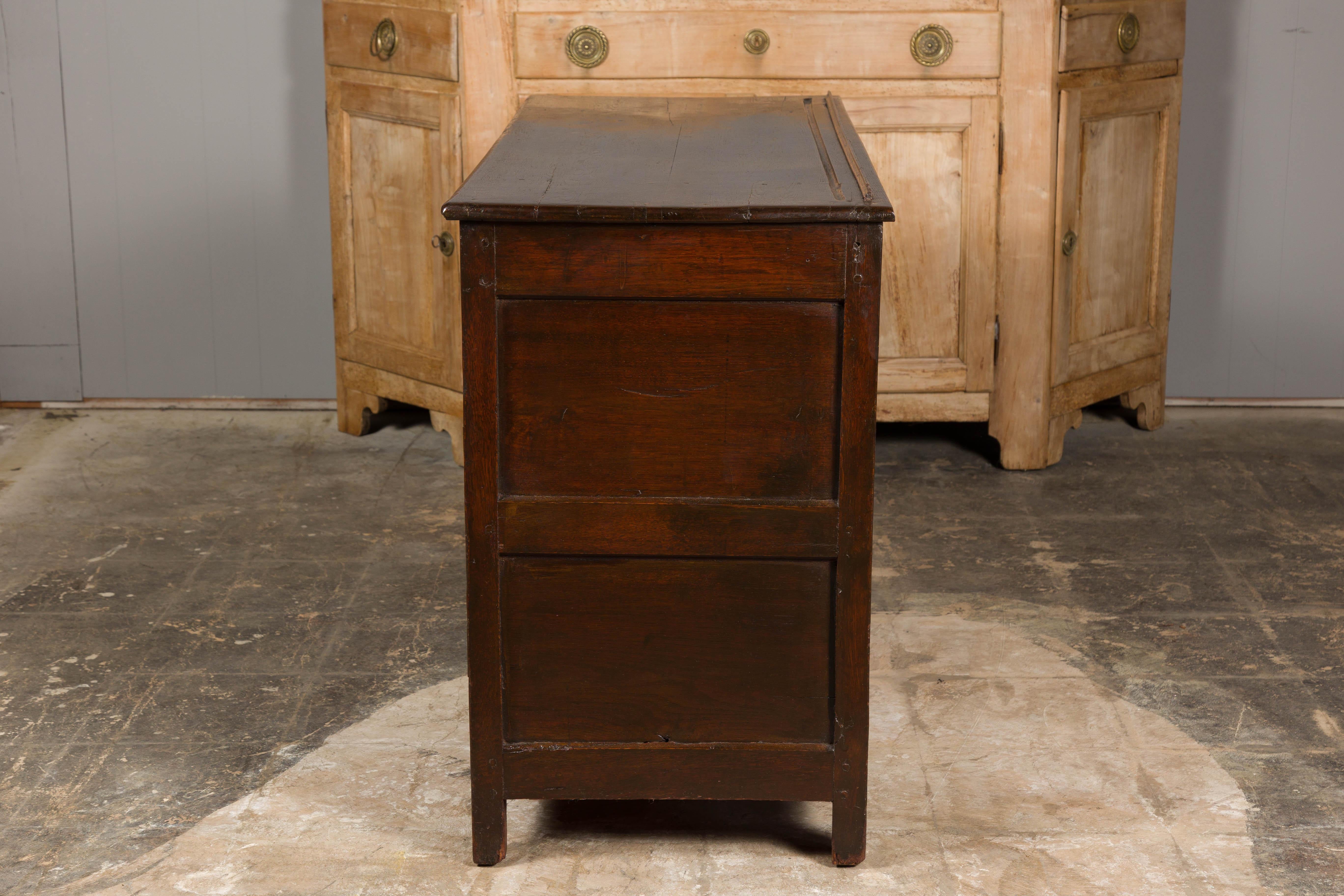 English 19th Century Oak Dresser Base with Geometric Front, Drawers and Doors For Sale 14