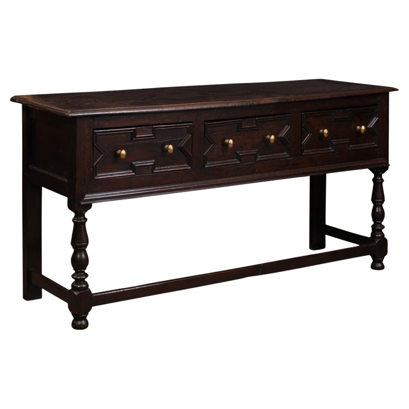 Base de commode en chêne du XIXe siècle de style jacobéen, pieds avant tournés