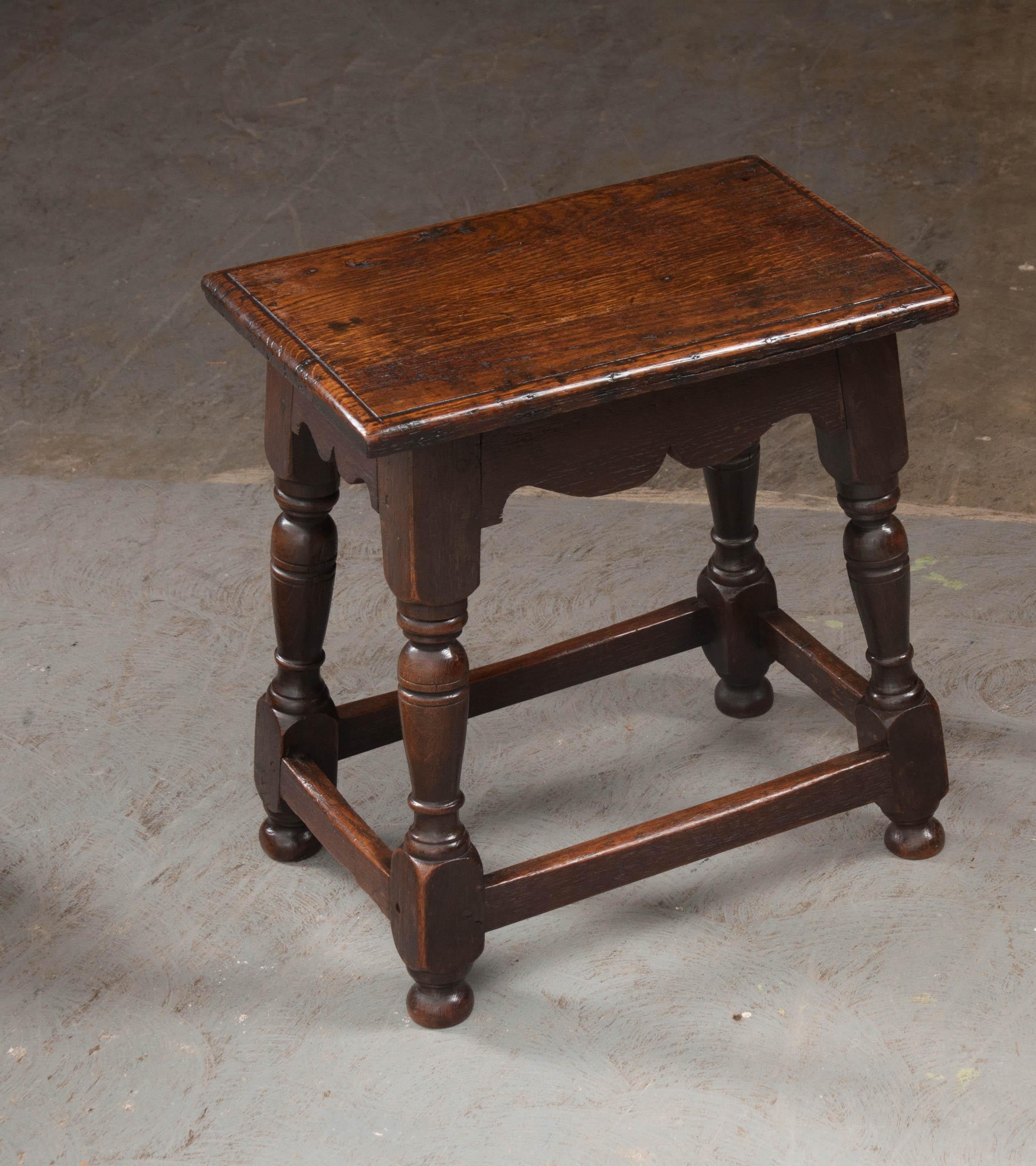 English 19th Century Oak Joint Stool In Good Condition In Baton Rouge, LA