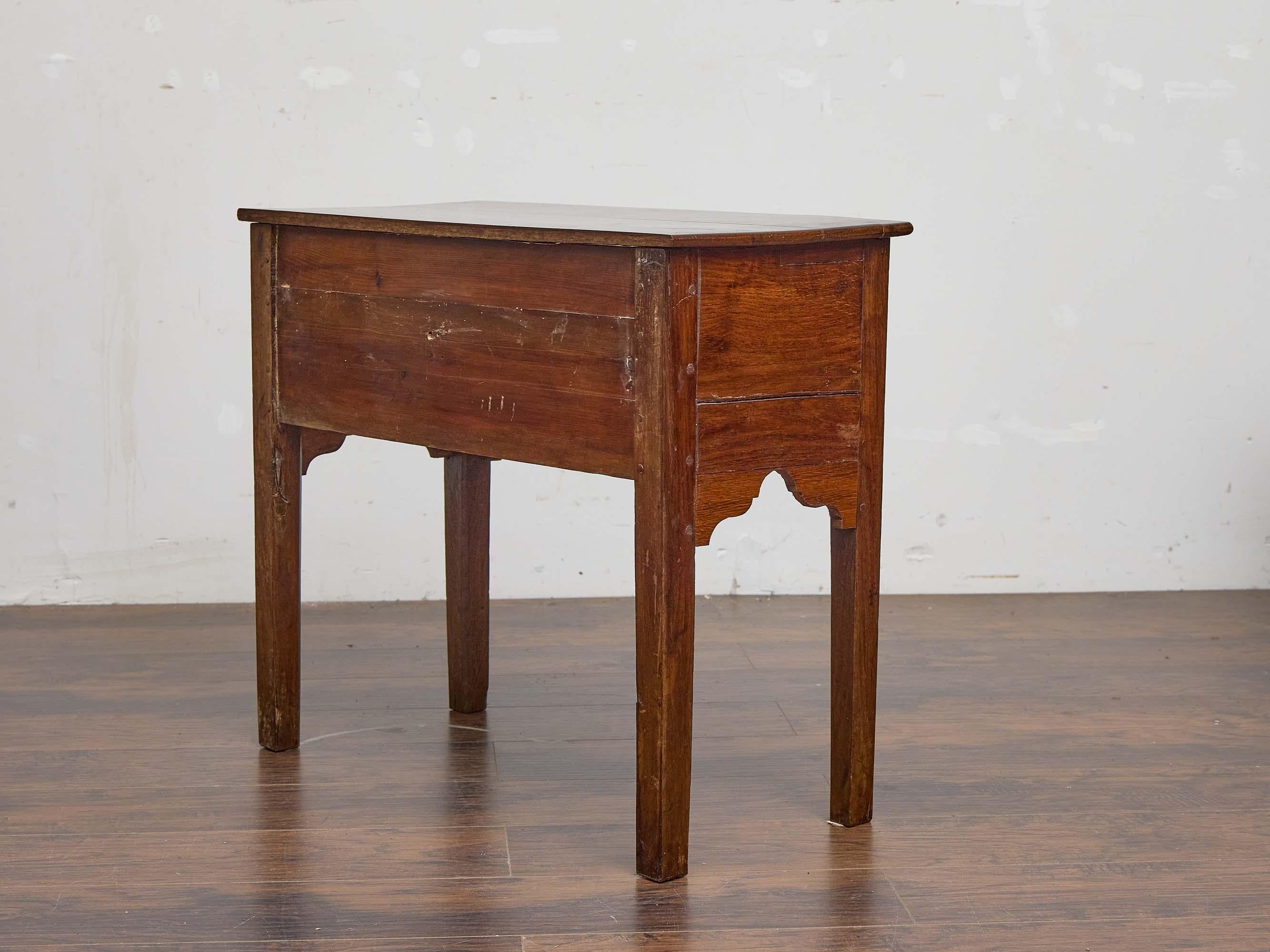 English 19th Century Oak Lowboy with Brass Drop Handles For Sale 1