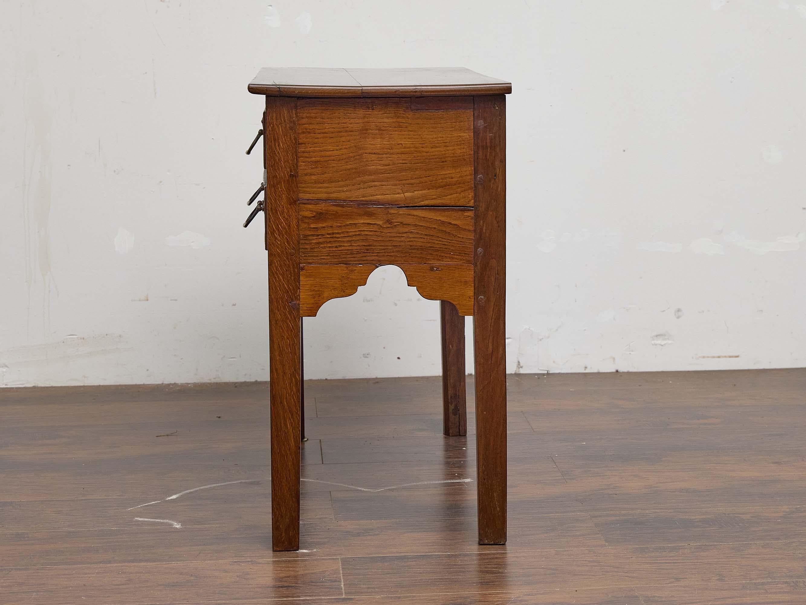 English 19th Century Oak Lowboy with Brass Drop Handles For Sale 4