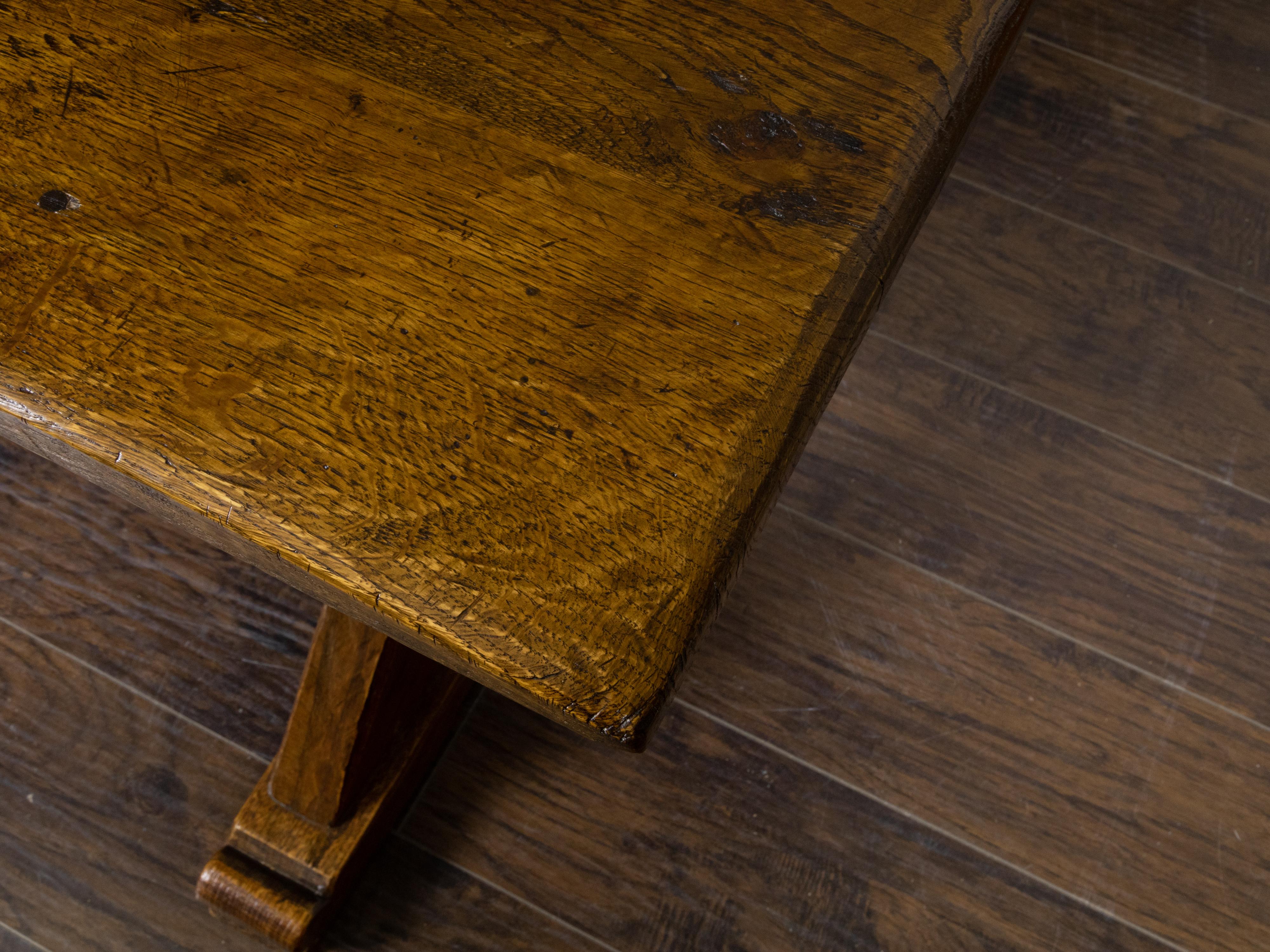 English 19th Century Oak Sawbuck Table with X-Form Base with Rustic Character For Sale 10
