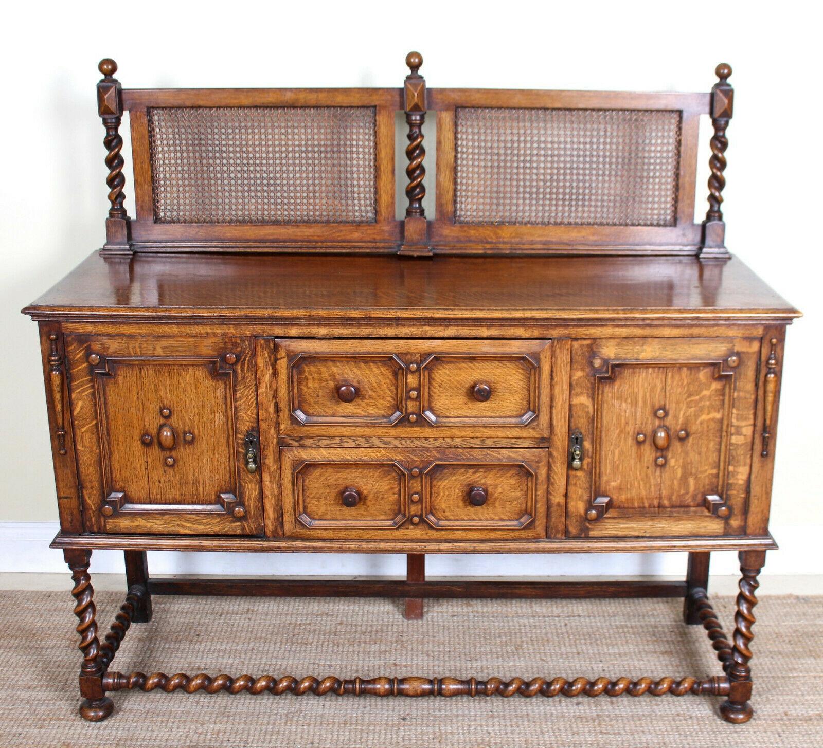 English 19th Century Oak Sideboard Fine Quality Credenza Arts & Crafts Country In Good Condition In Newcastle upon Tyne, GB