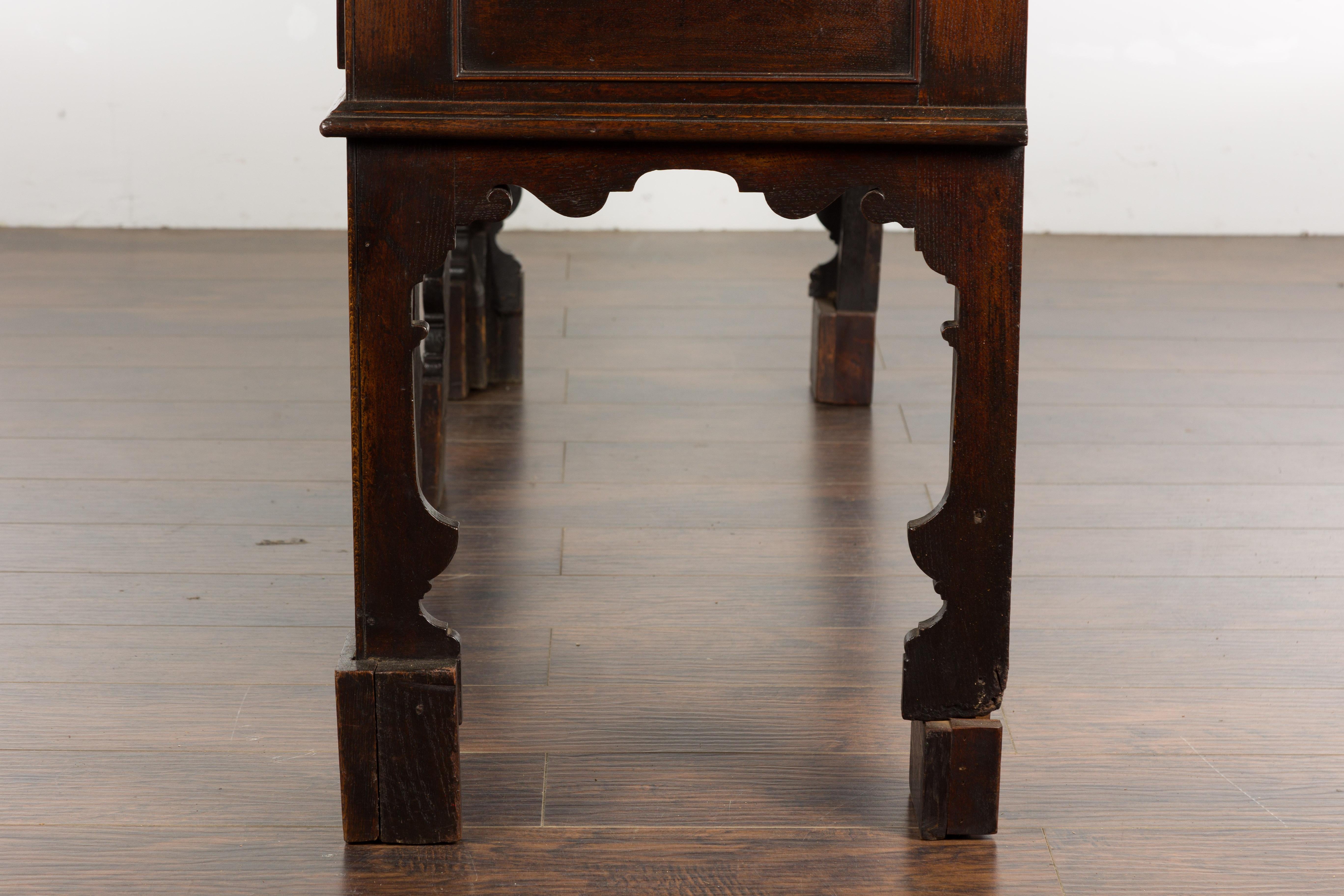 English 19th Century Oak Sideboard with Three Low-Relief Carved Drawers For Sale 16